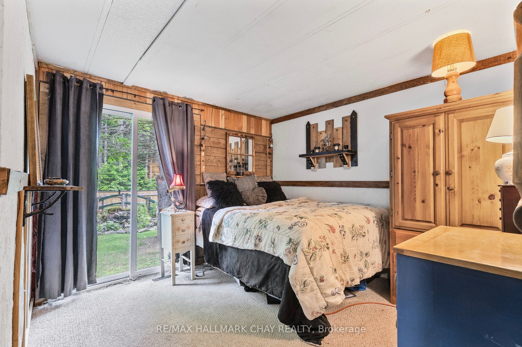 1465 Falkenburg Road Property Photo 14