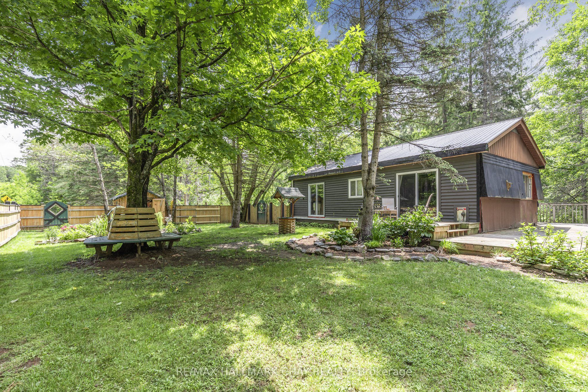 1465 Falkenburg Road Property Photo 17