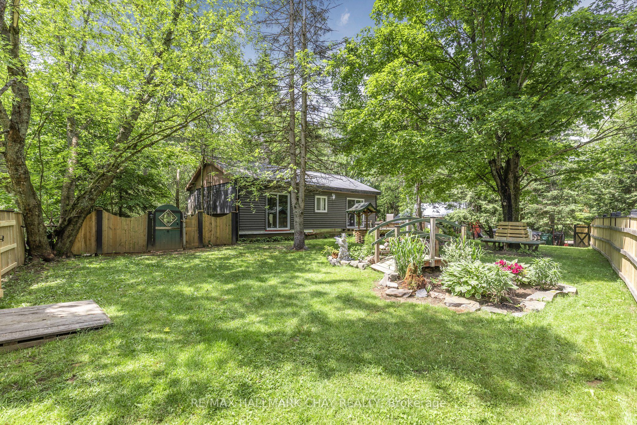 1465 Falkenburg Road Property Photo 18