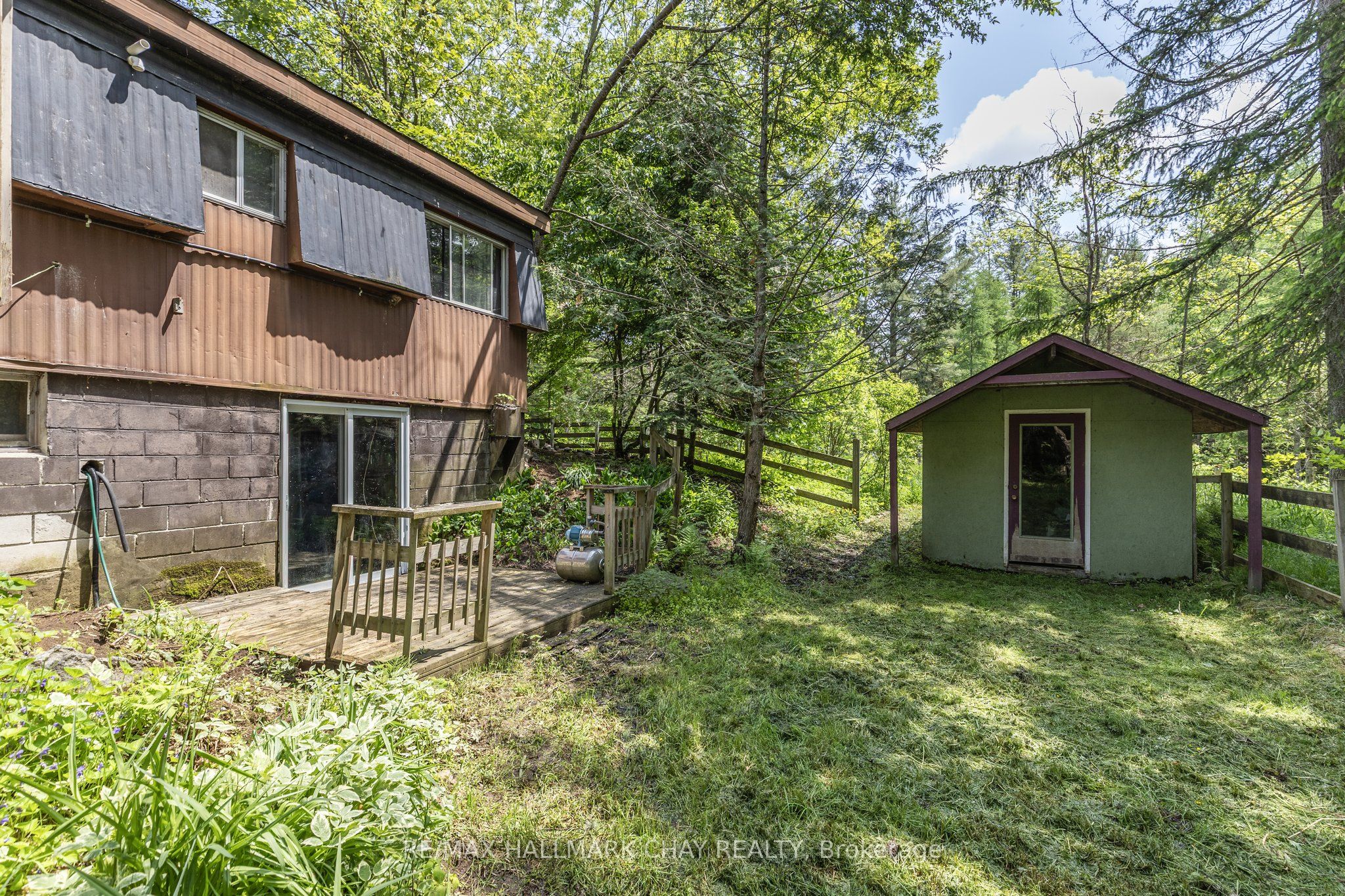 1465 Falkenburg Road Property Photo 24