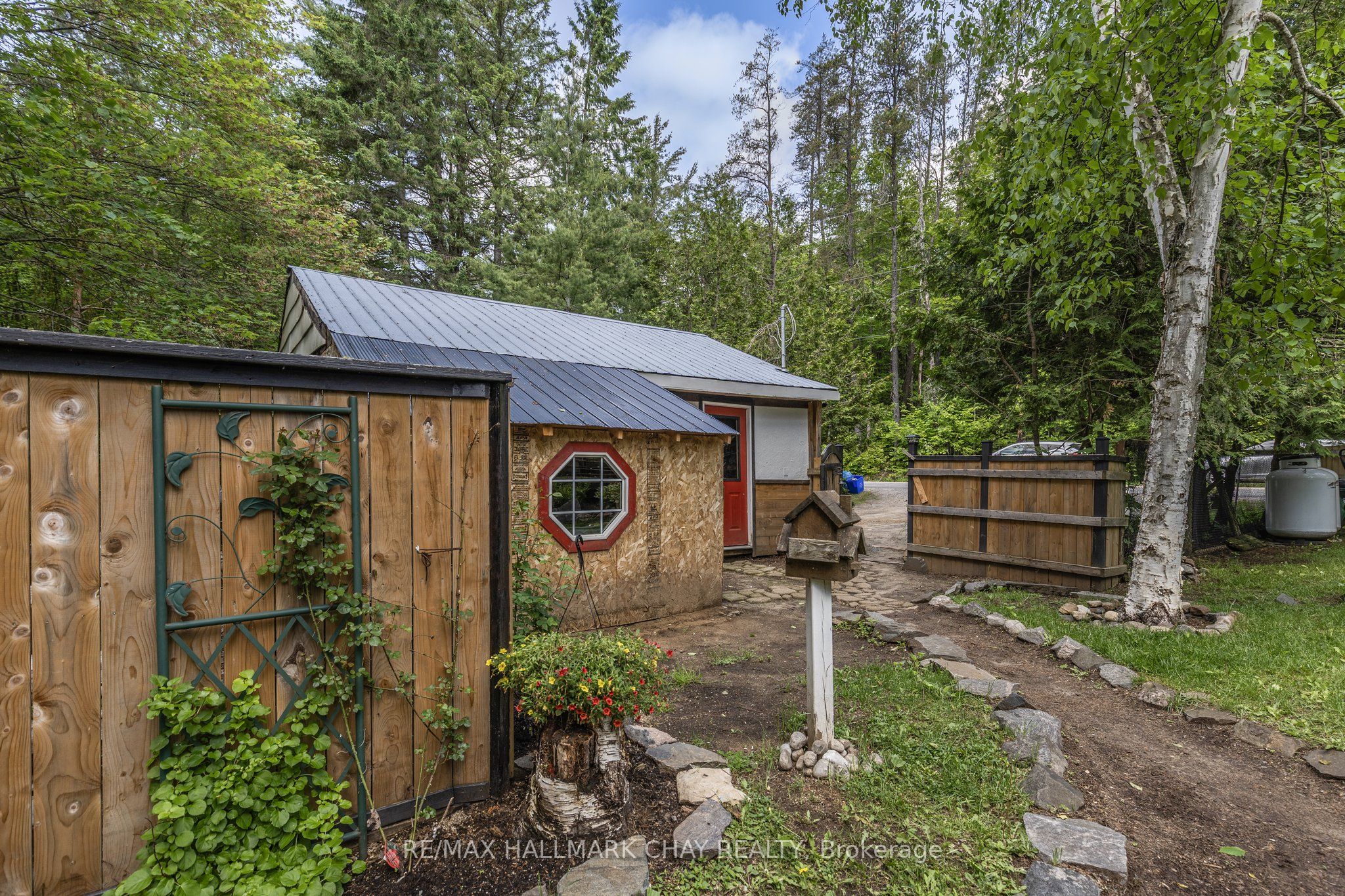 1465 Falkenburg Road Property Photo 25