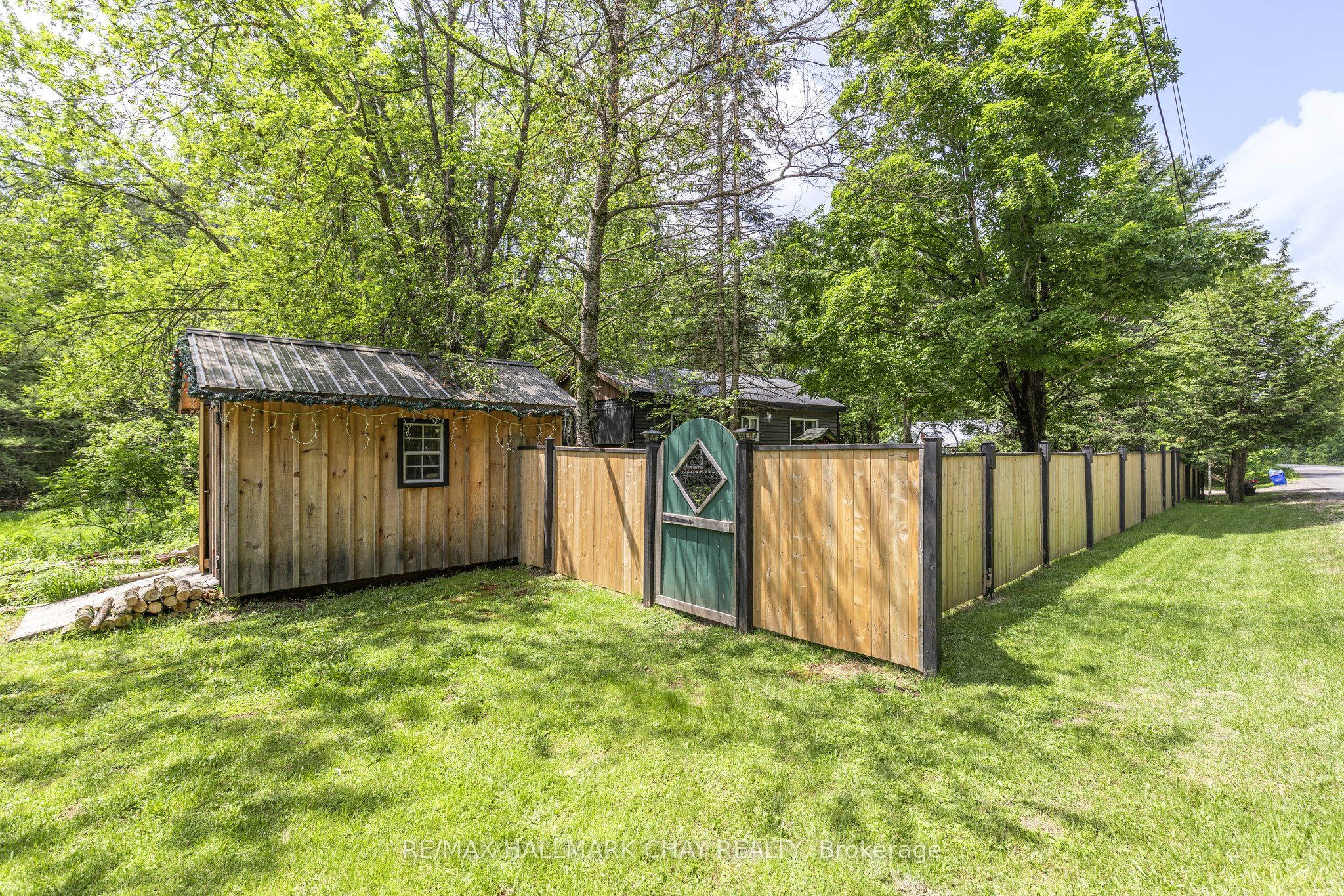 1465 Falkenburg Road Property Photo 27