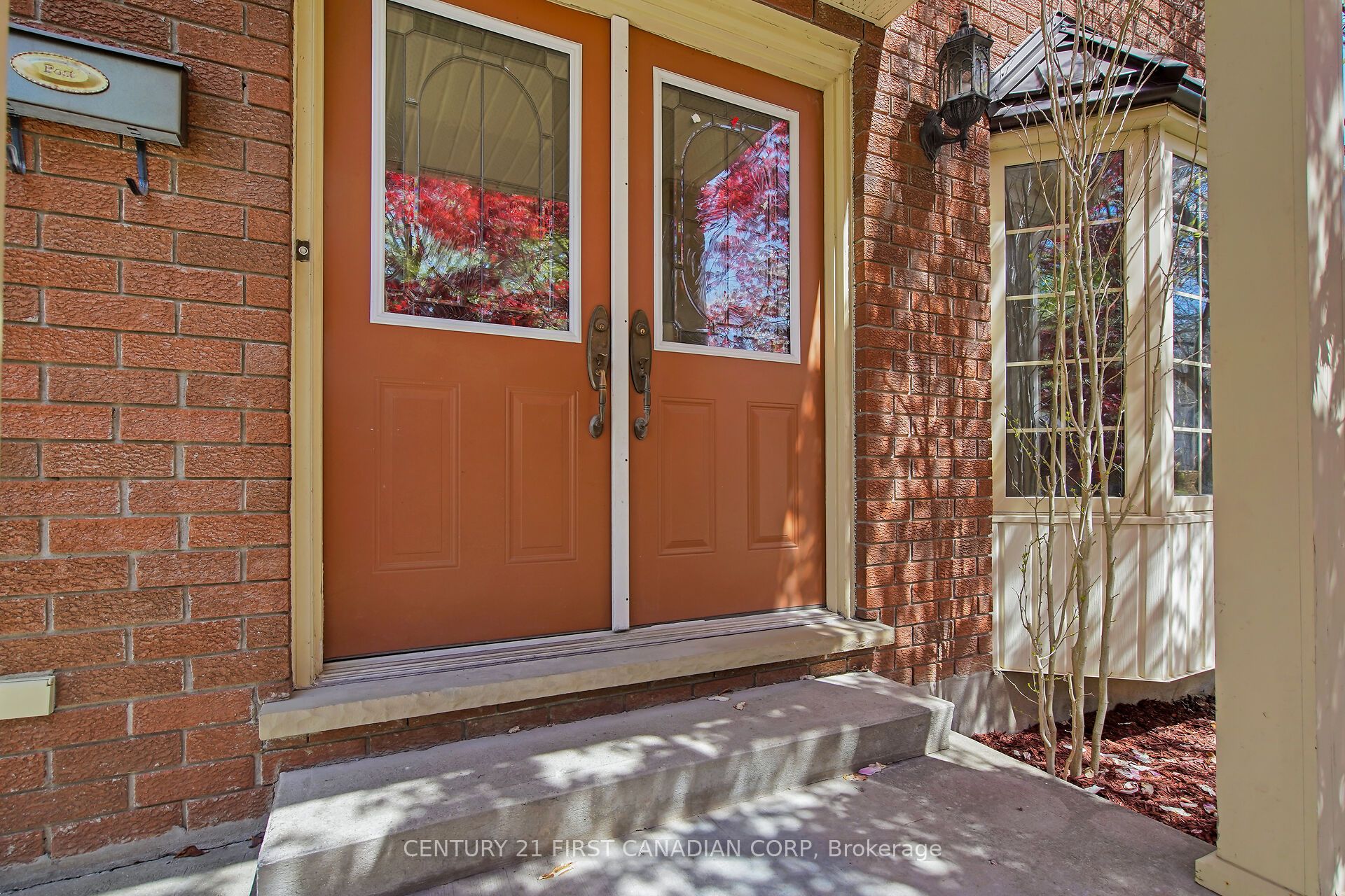 66 Nanette Drive N Property Photo 3