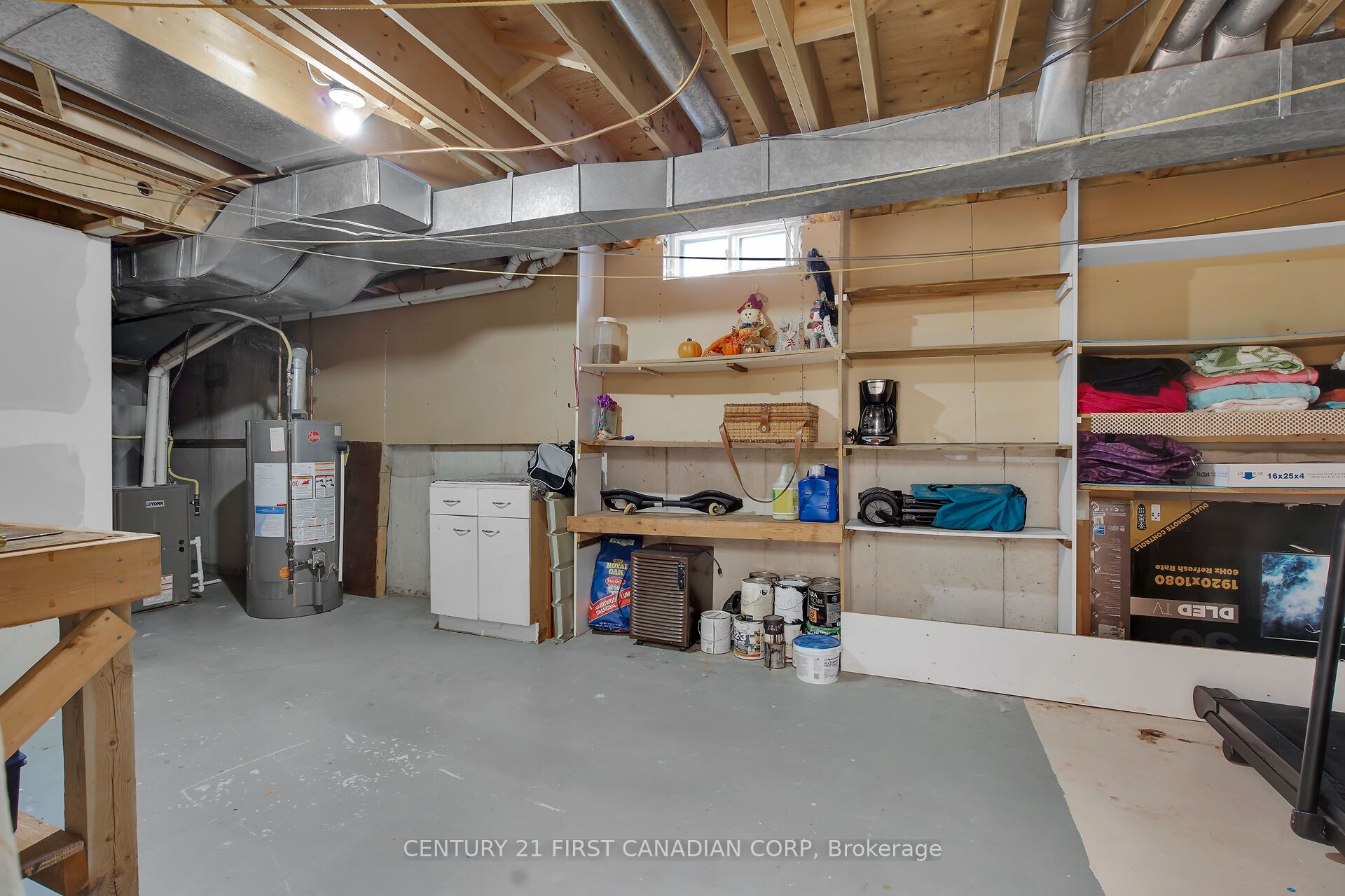 66 Nanette Drive N Property Photo 39