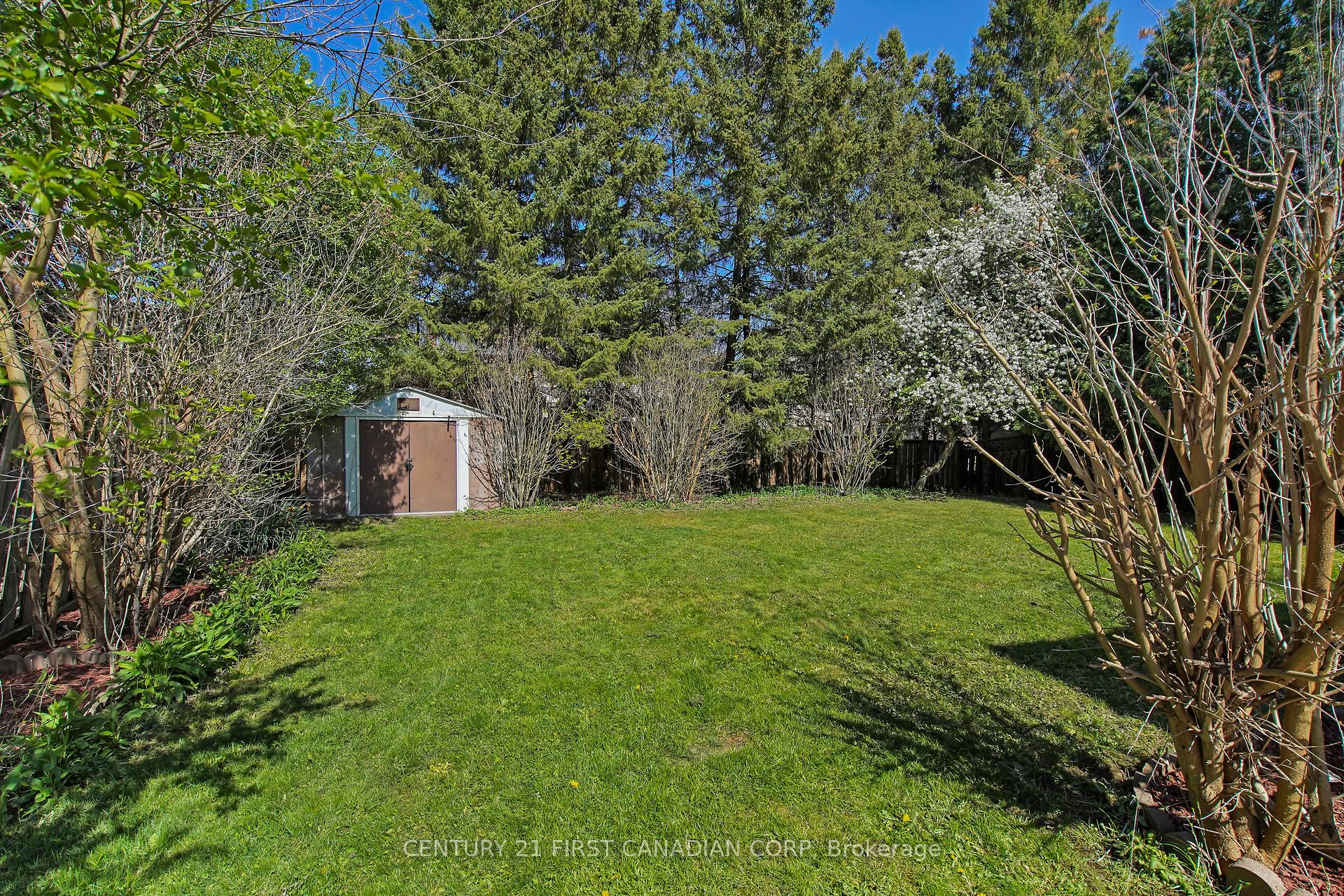 66 Nanette Drive N Property Photo 44