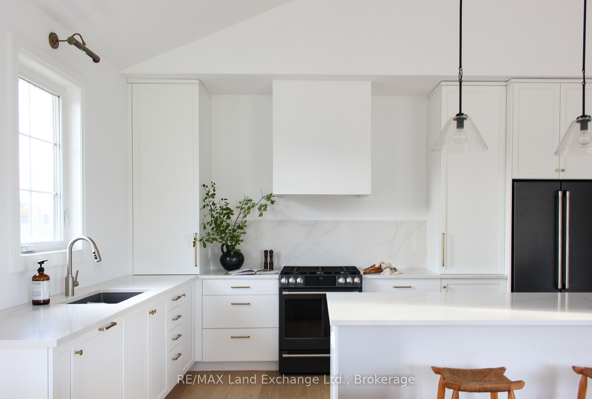 21 Marshall Place Property Photo 7