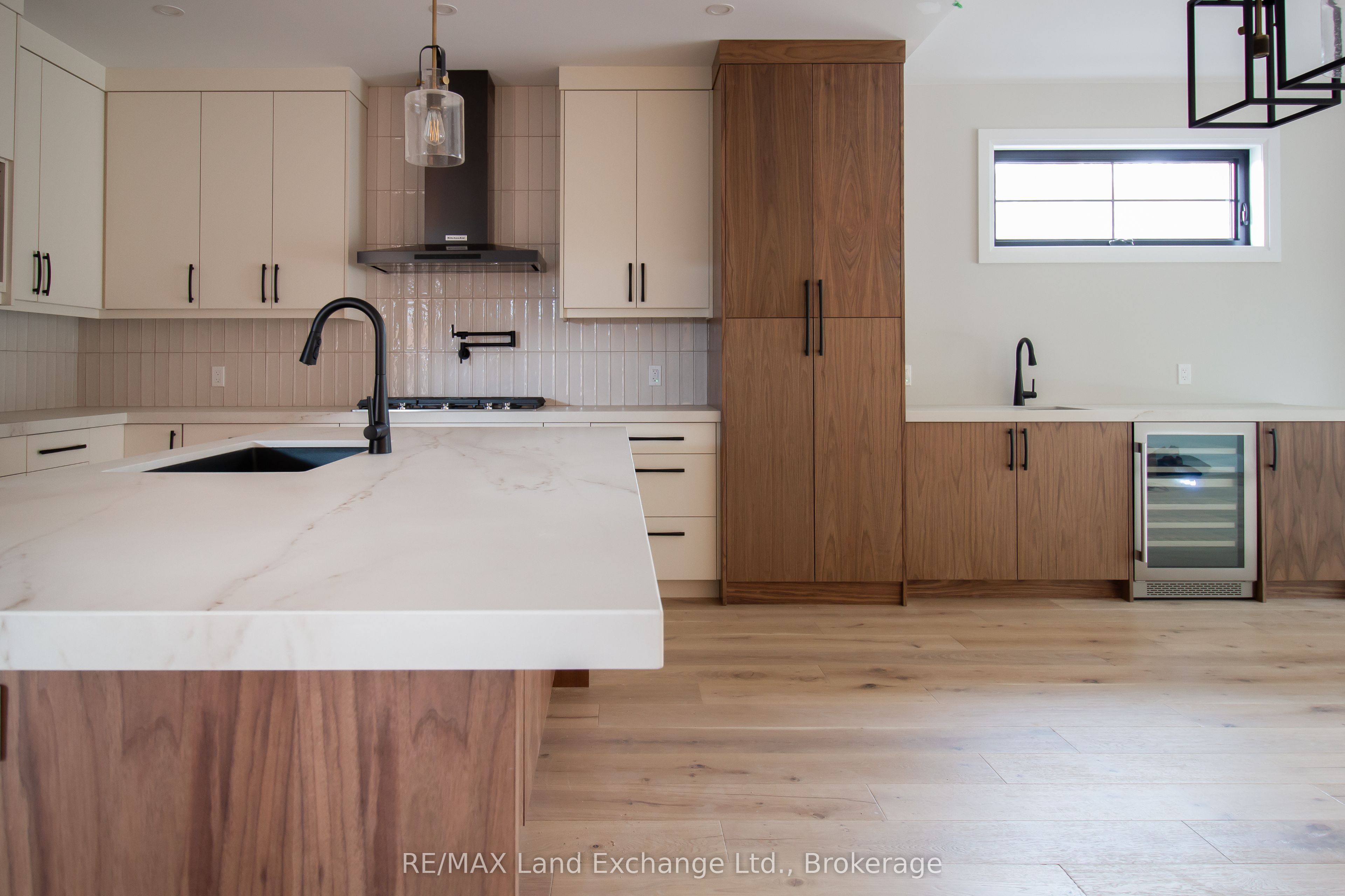 21 Marshall Place Property Photo 10