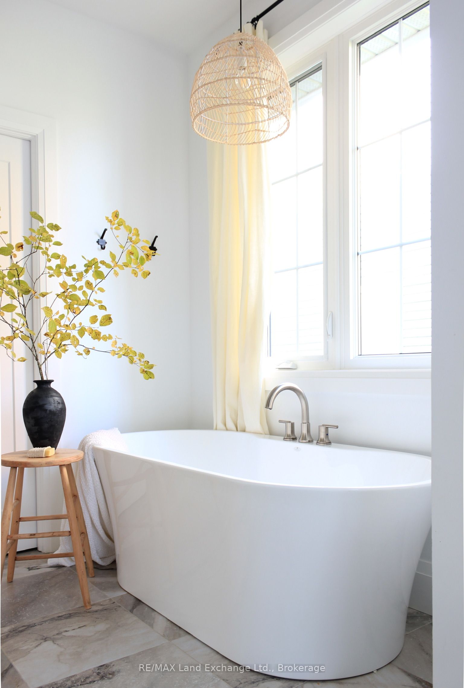 21 Marshall Place Property Photo 19