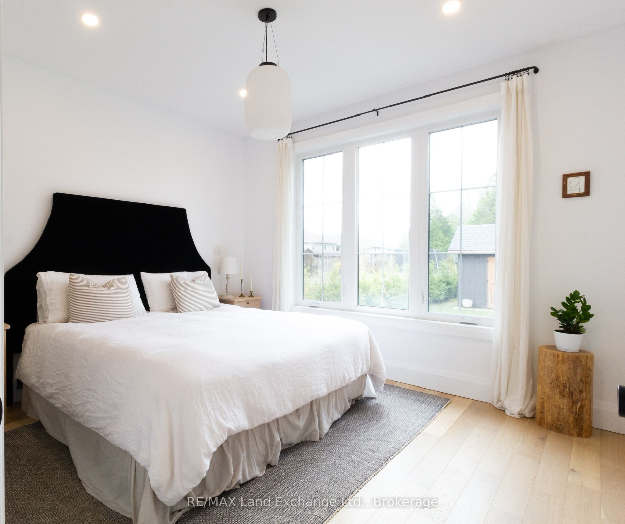 21 Marshall Place Property Photo 28