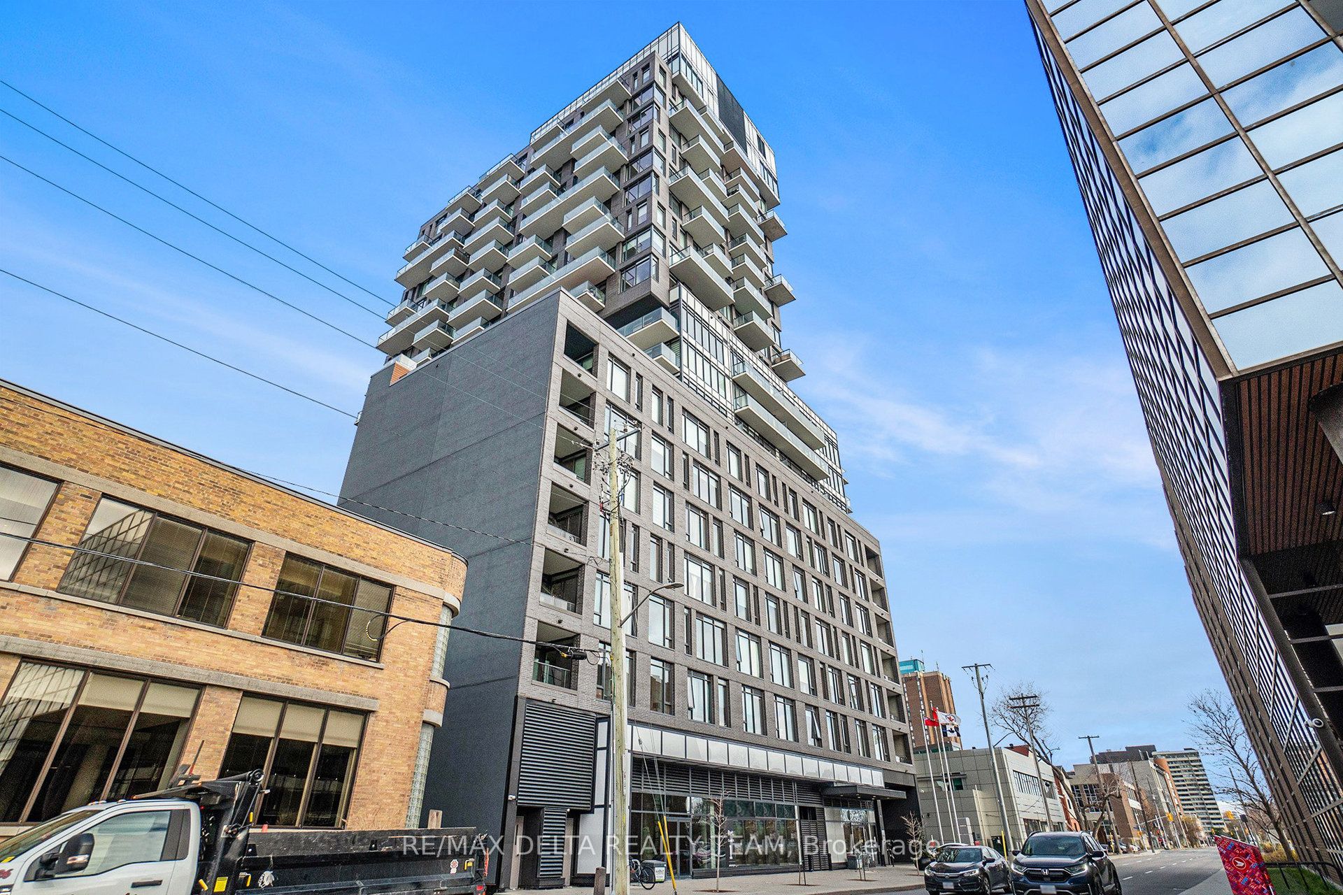 #207 - 203 Catherine Street Property Photo 1