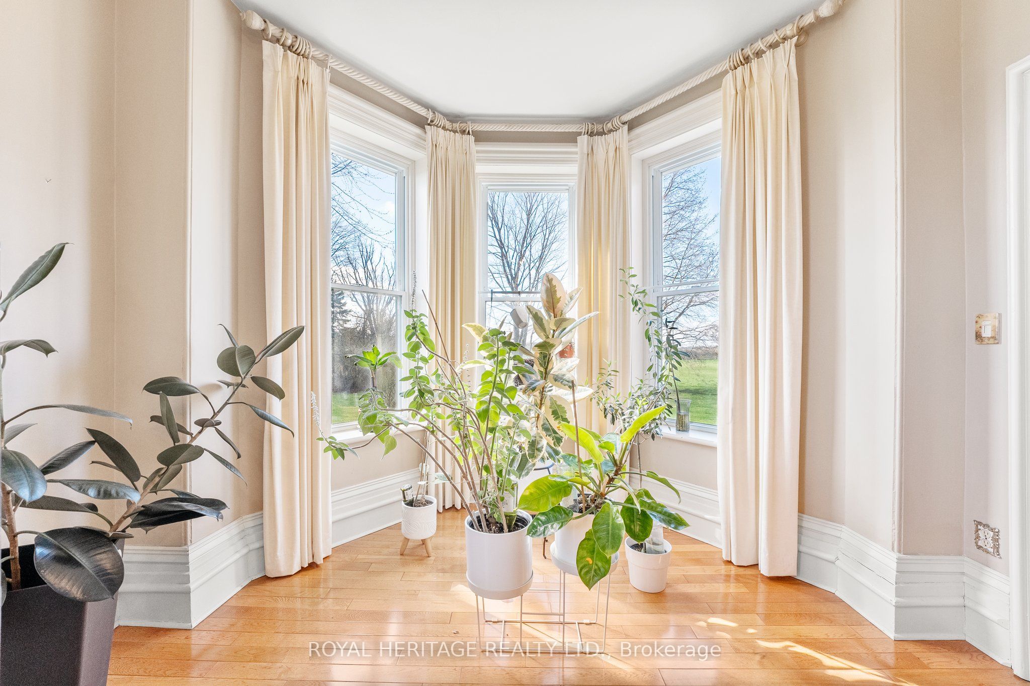 1201 Salem Road Property Photo 9