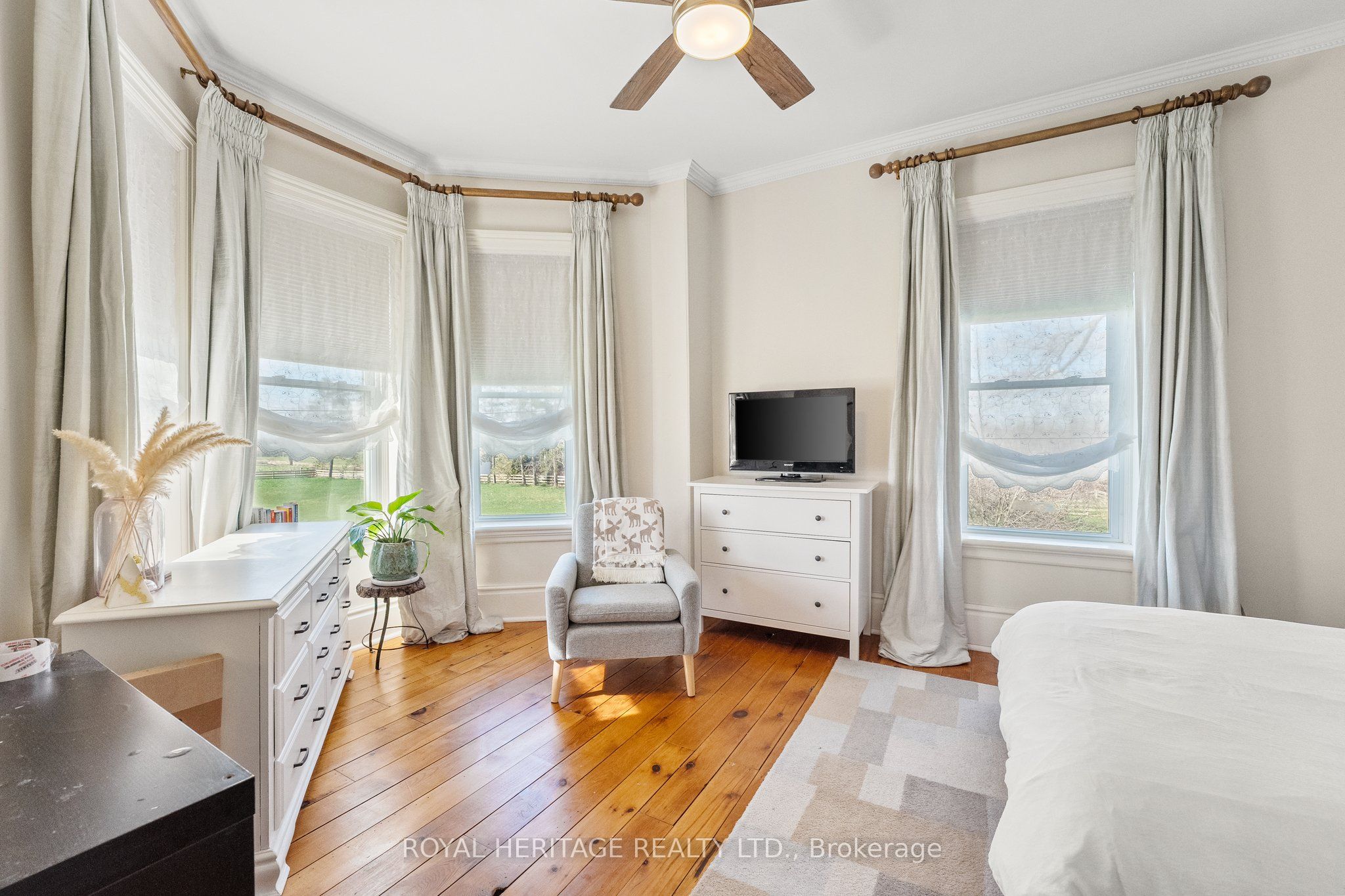 1201 Salem Road Property Photo 14