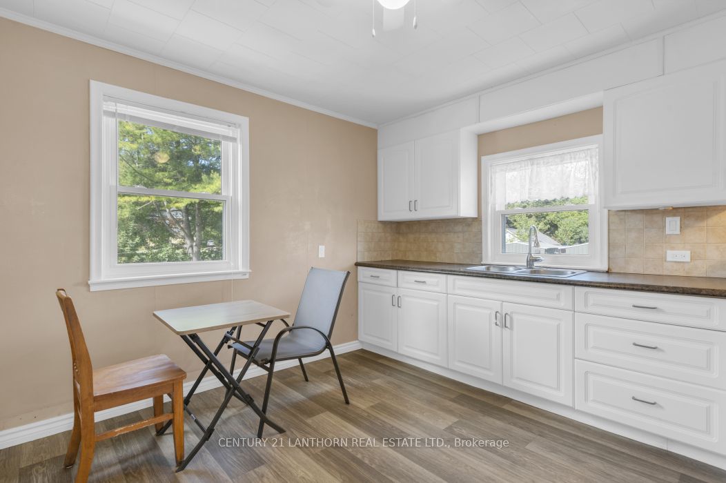 44 Metcalf Street Property Photo 15