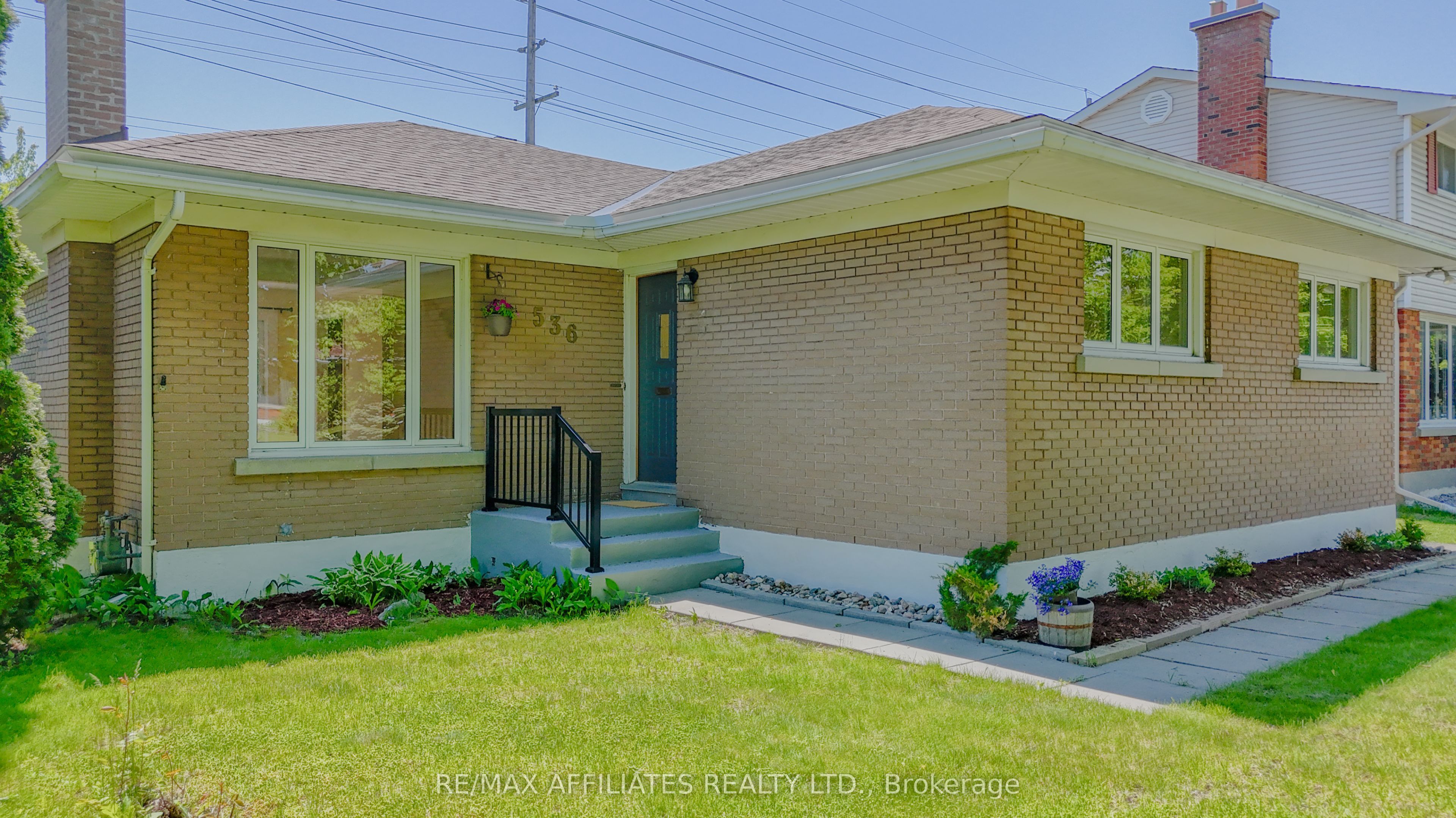536 Browning Avenue Property Photo 1