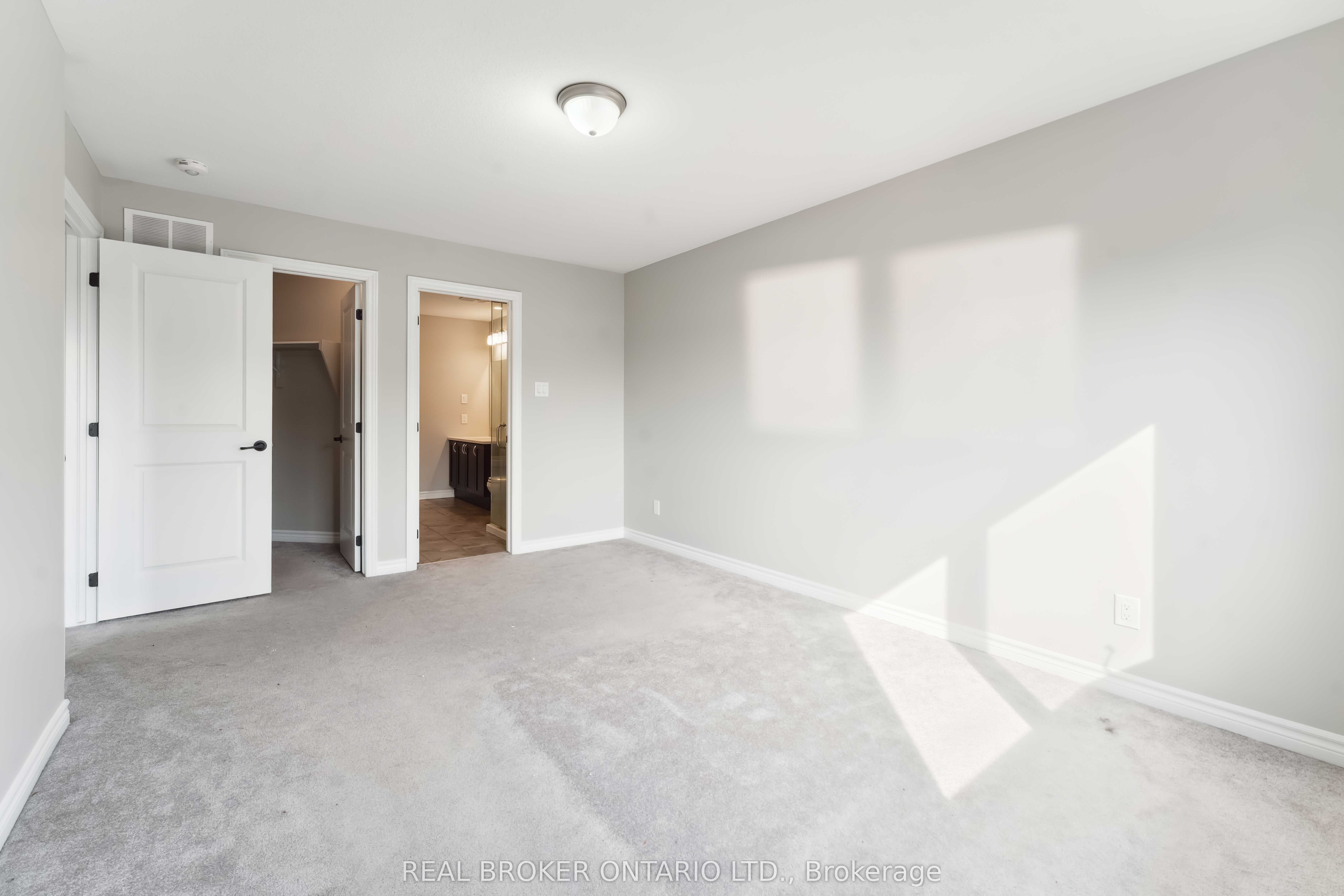 391 Rouncey Road Property Photo 15