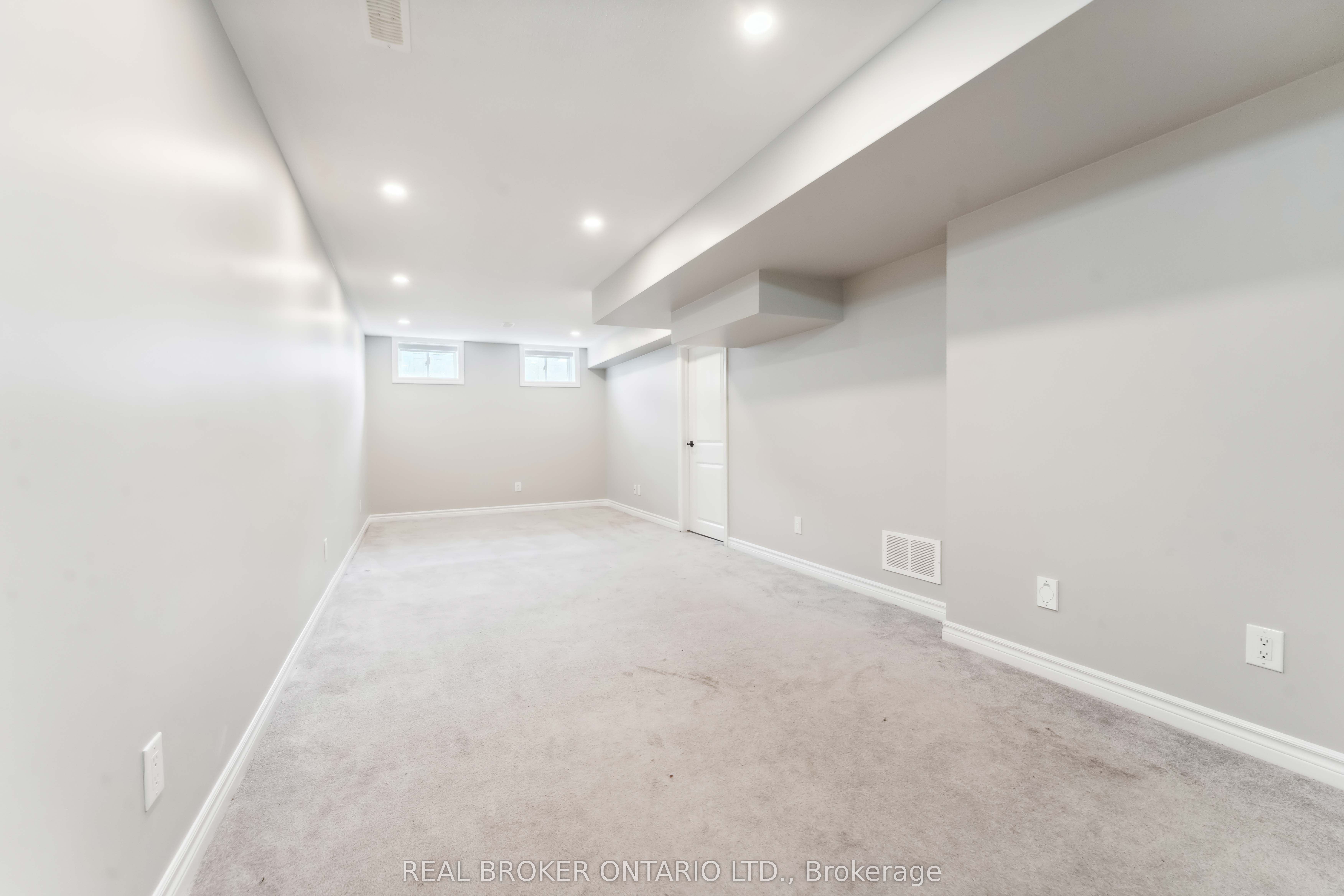 391 Rouncey Road Property Photo 33