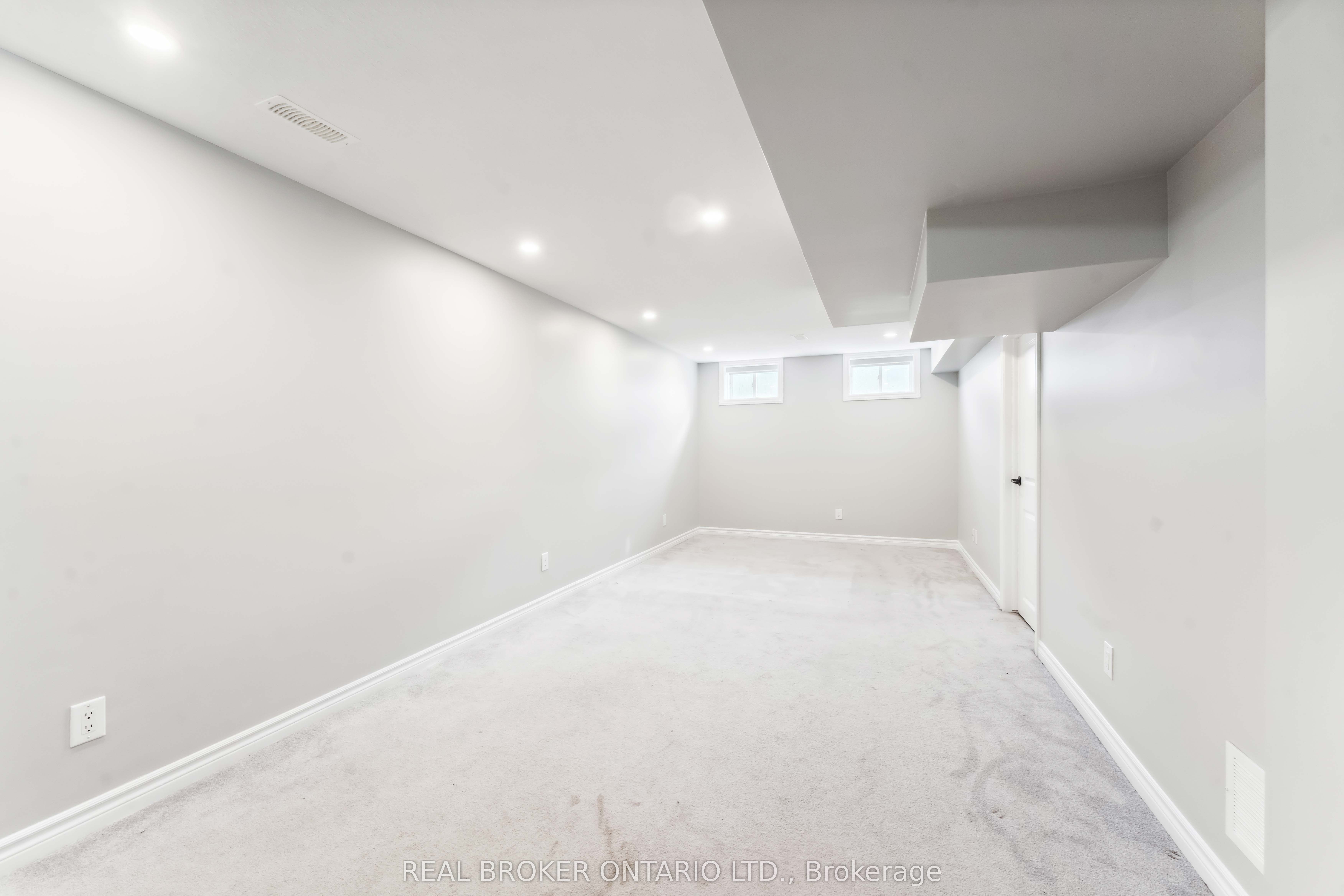391 Rouncey Road Property Photo 34