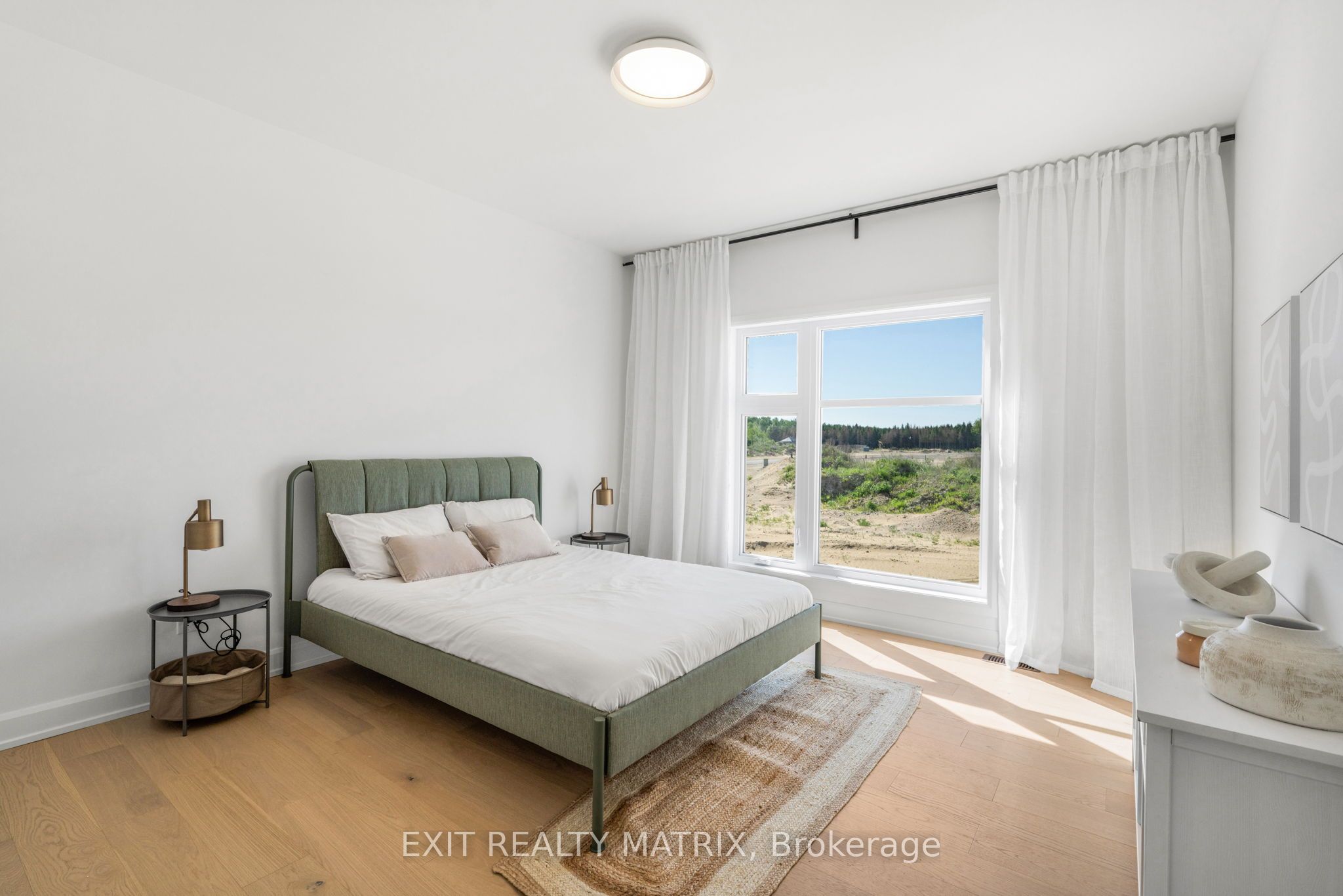 33 Mayer Street Property Photo 15