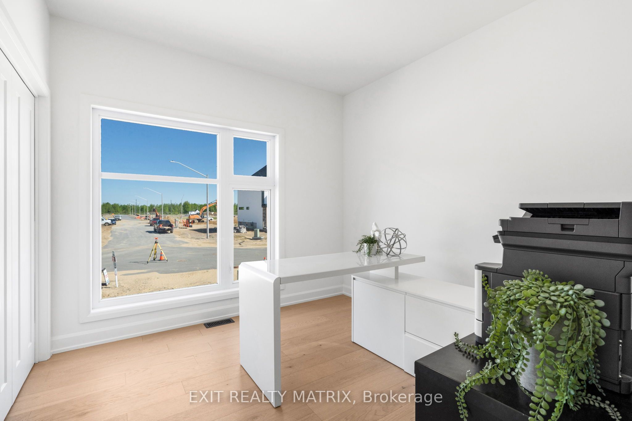 25 Mayer Street Property Photo 15