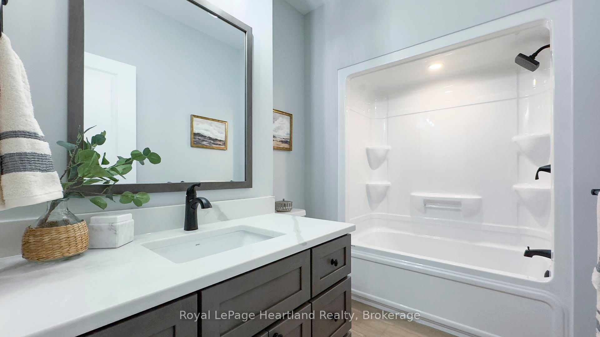 455 Woodridge Drive Property Photo 6