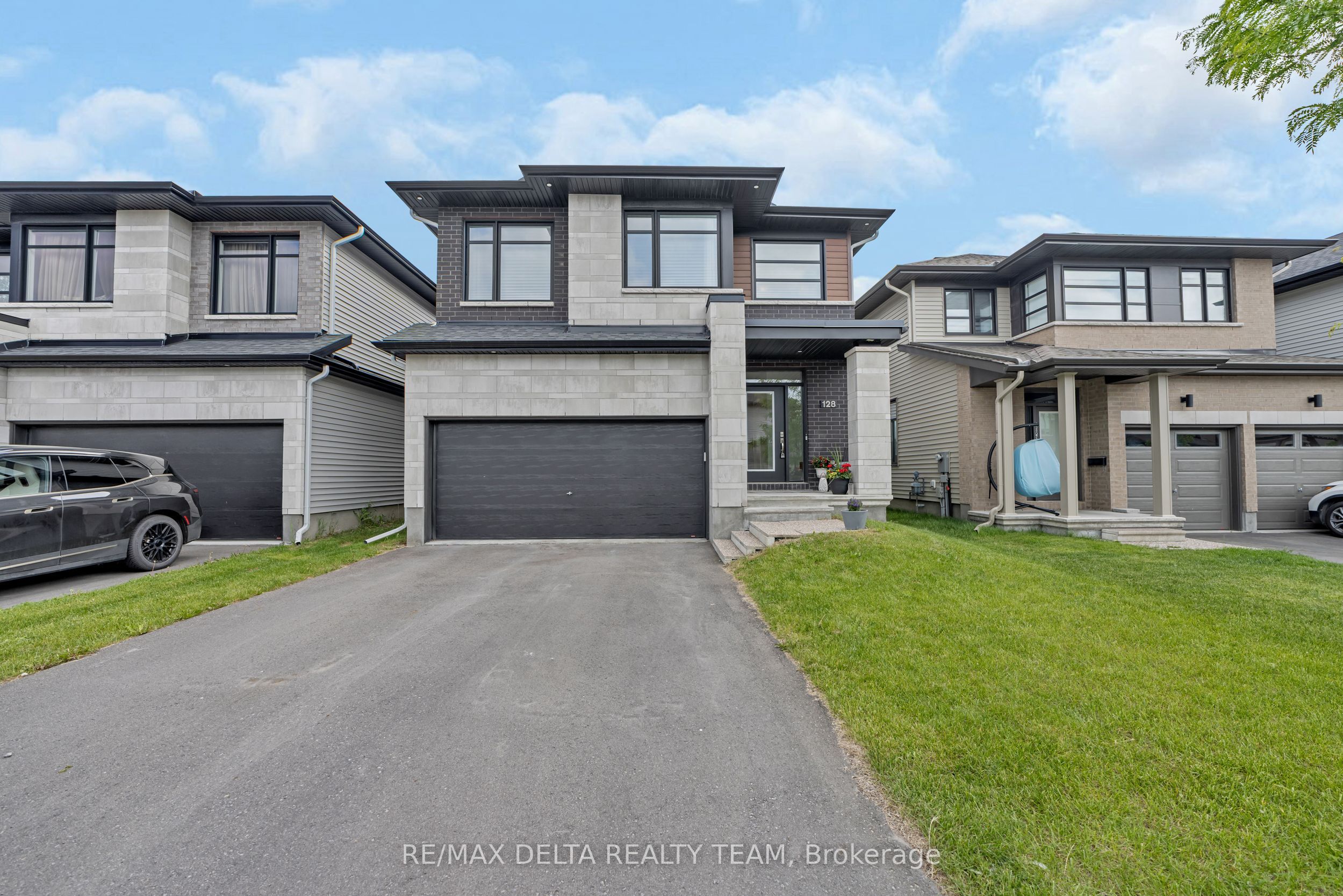 128 Crevasse Road Property Photo 1