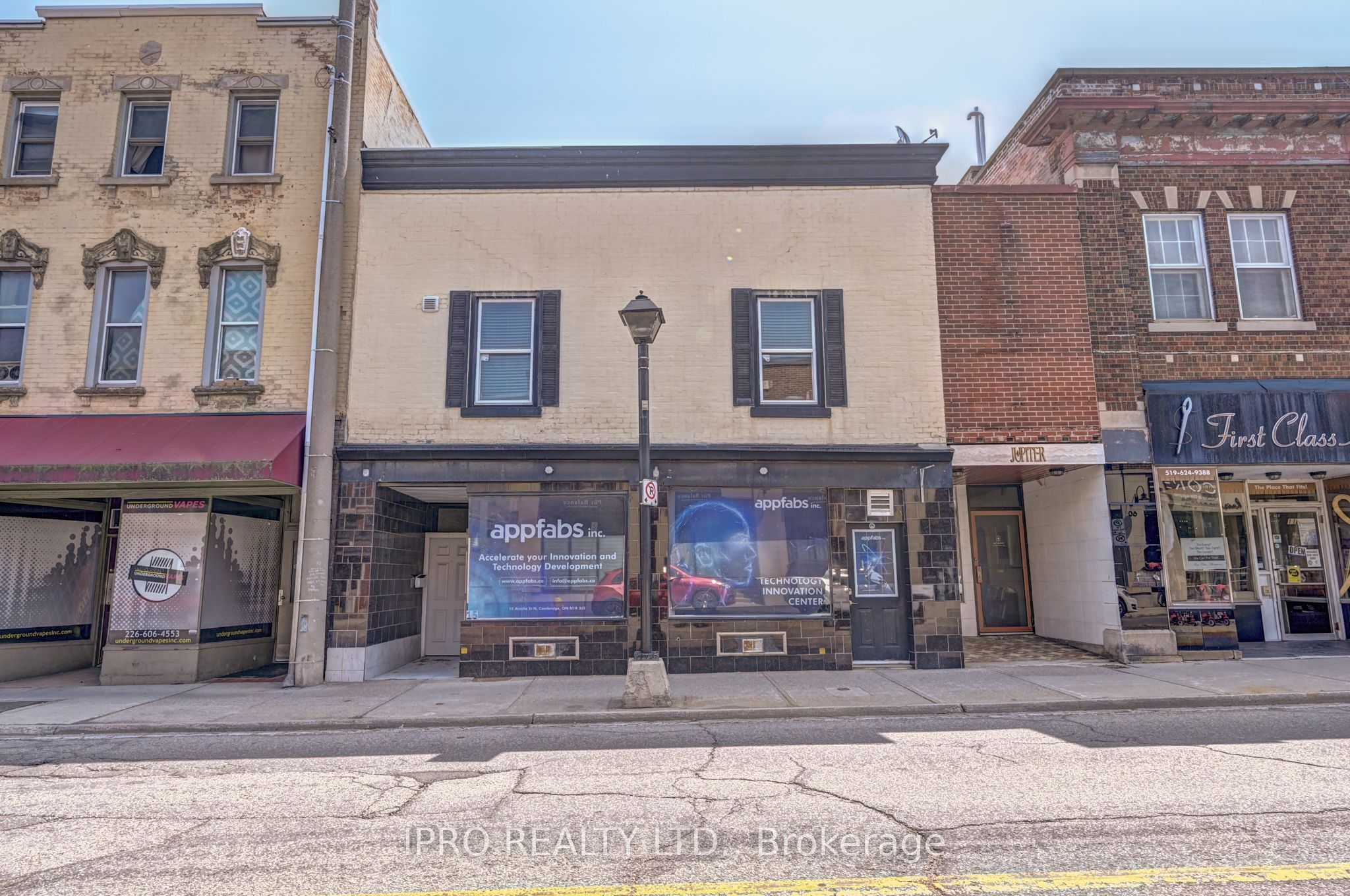 15 Ainslie Street Property Photo 1
