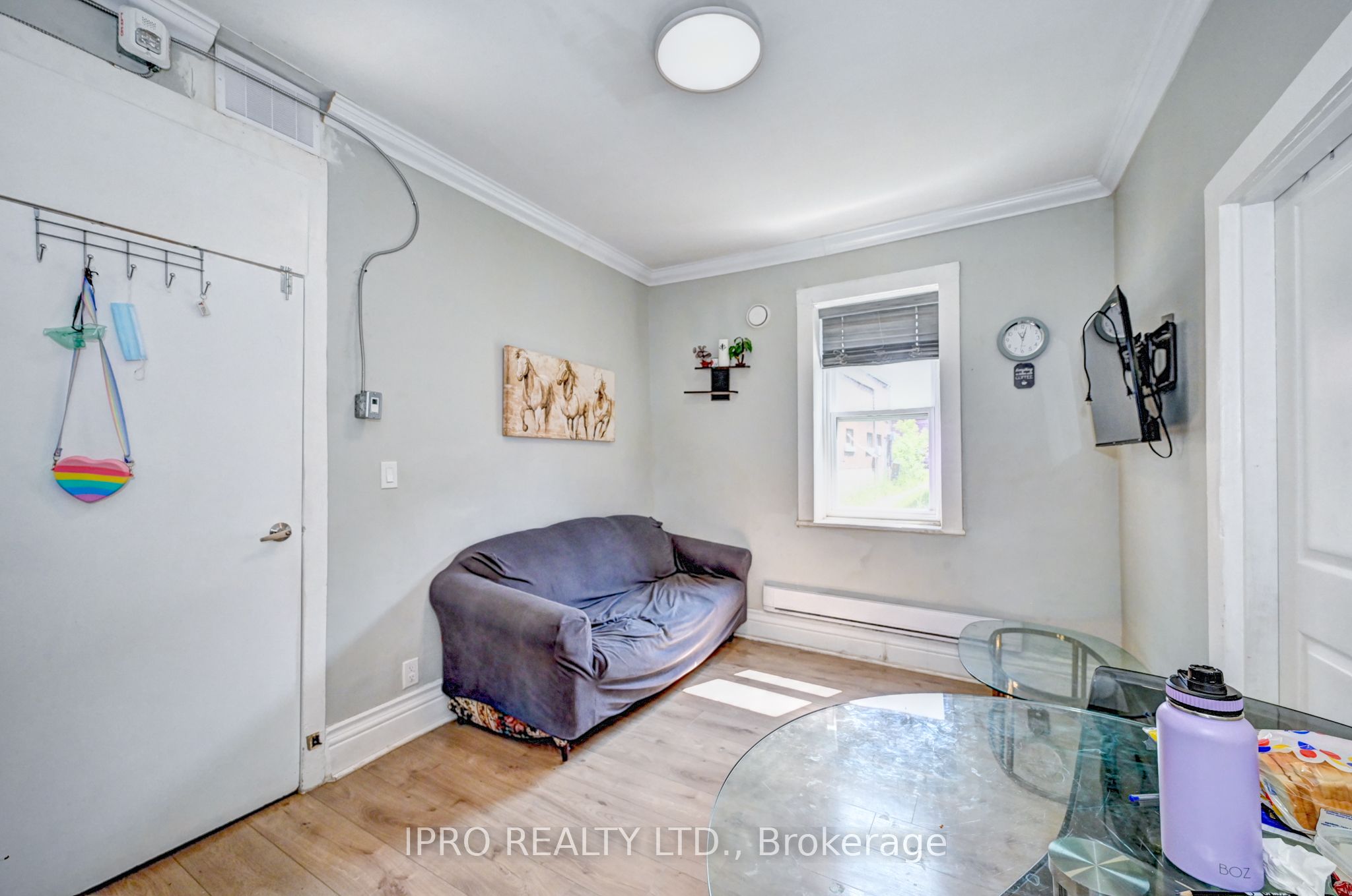 15 Ainslie Street N Property Photo 45