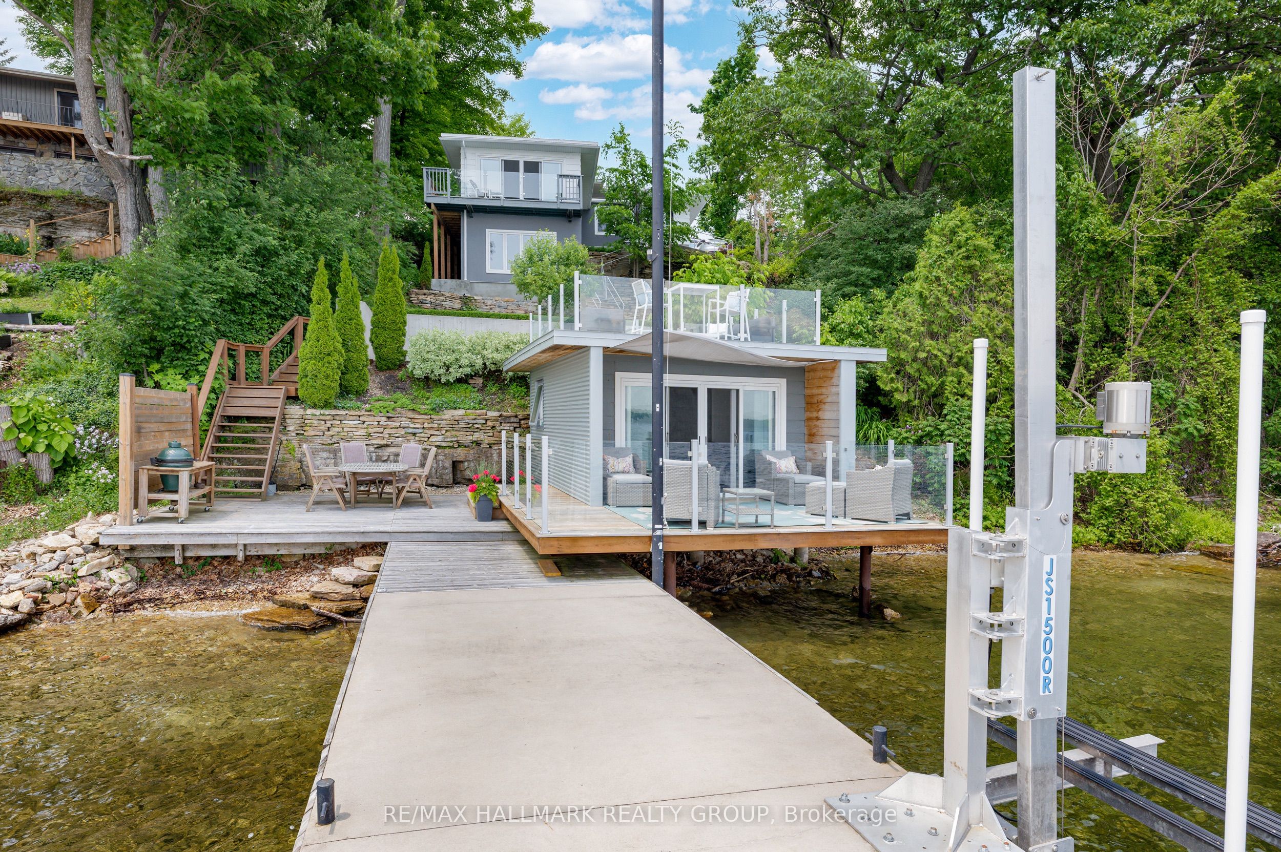 197 Brockmere Cliff Road Property Photo 1