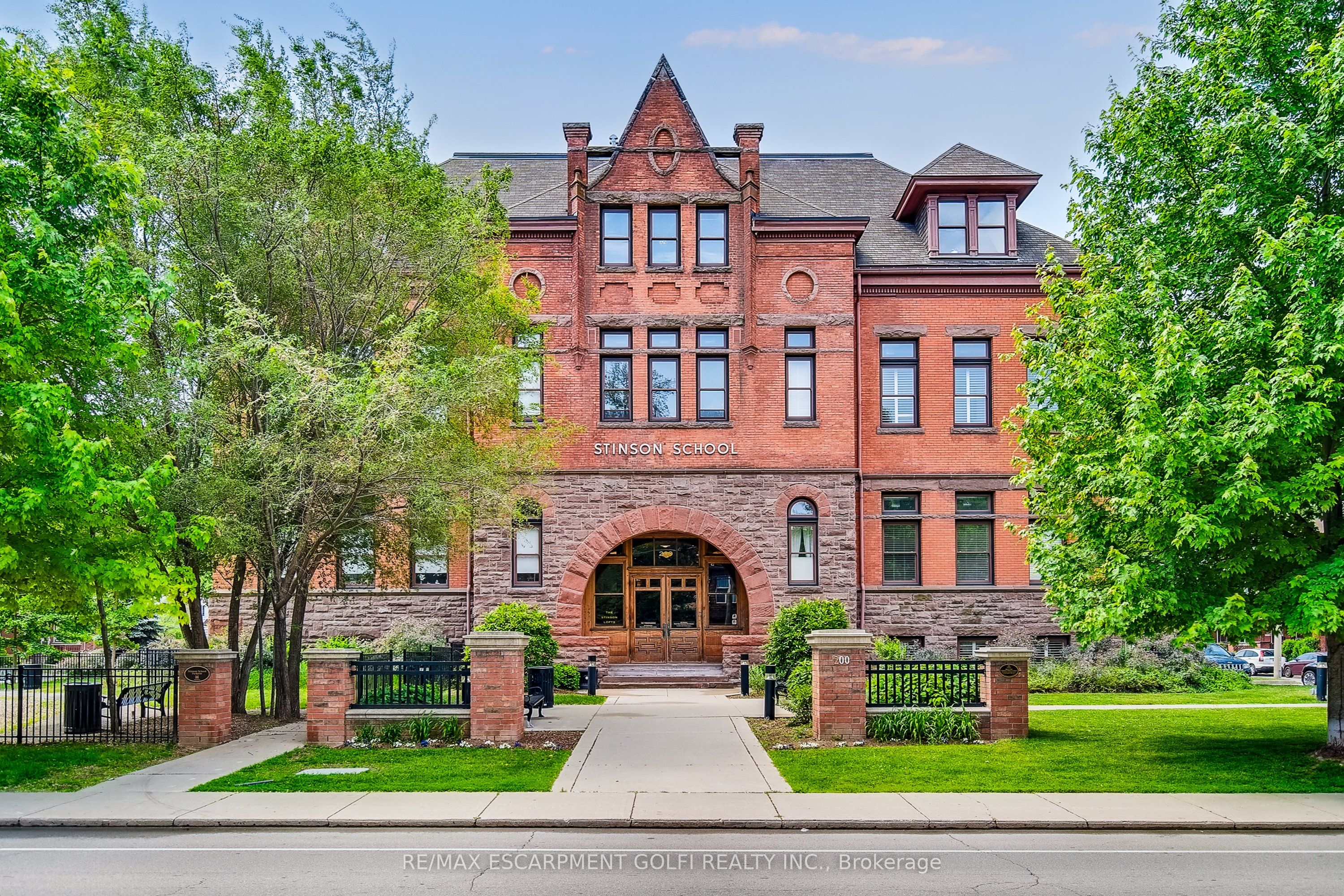 200 Stinson Street 101 Property Photo 1