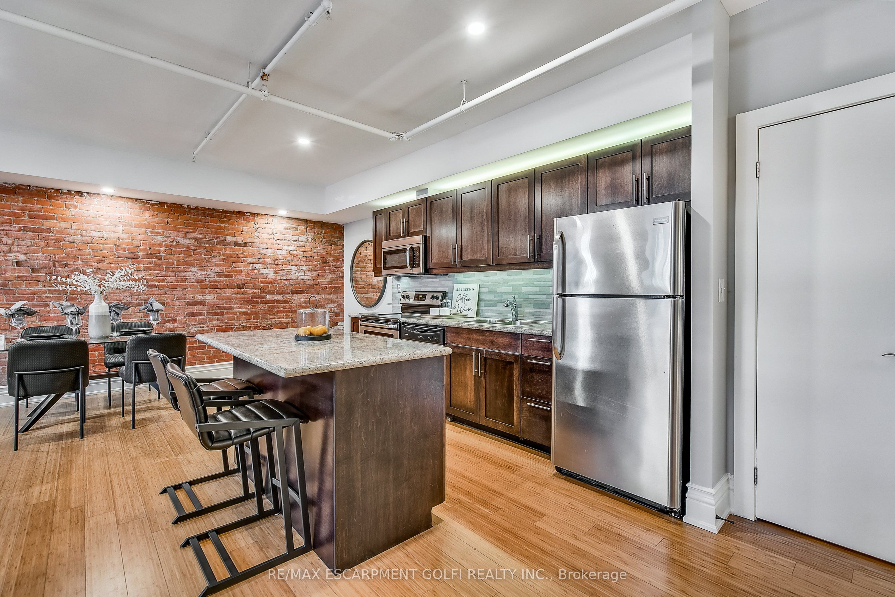 200 Stinson Street 101 Property Photo 4