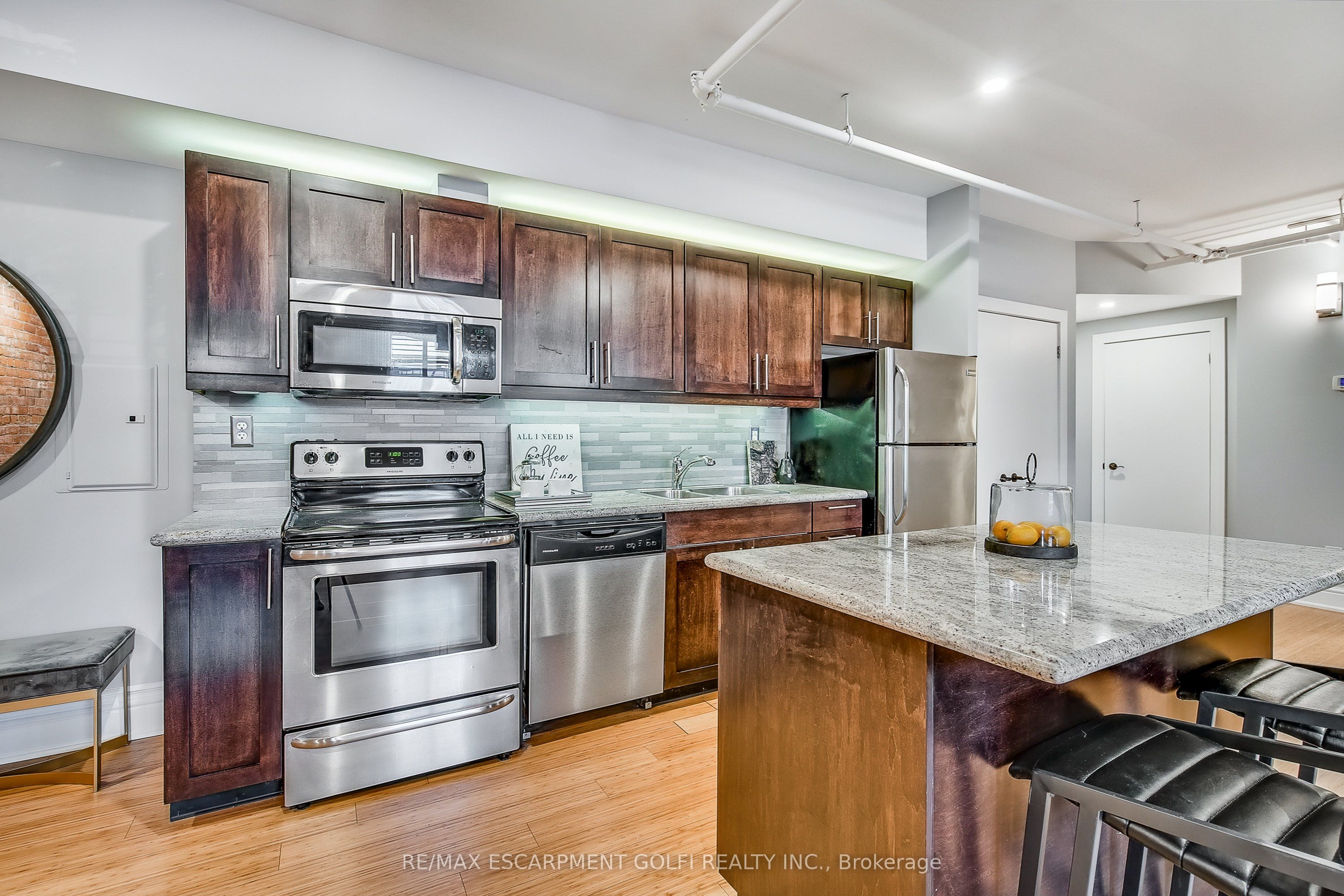 200 Stinson Street 101 Property Photo 5