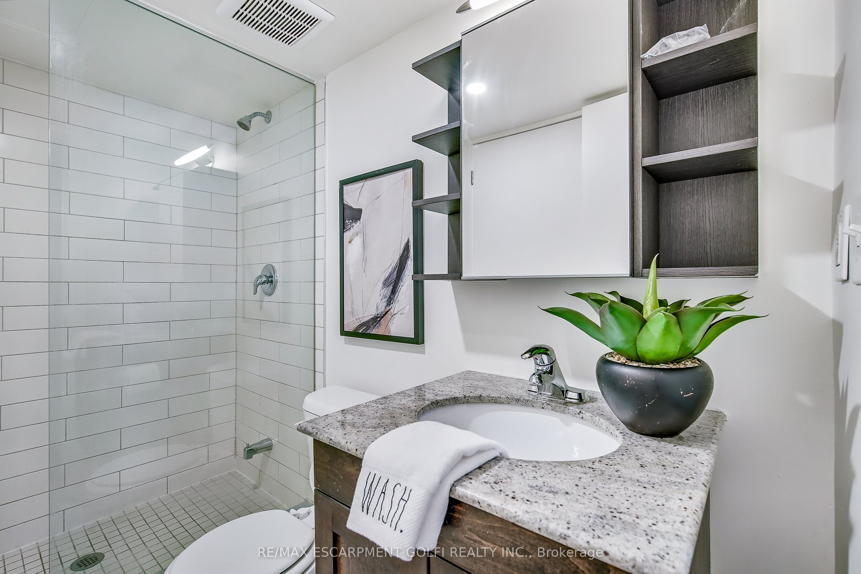 200 Stinson Street 101 Property Photo 16