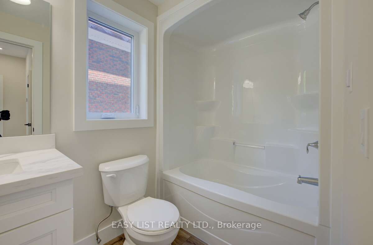 17 Peter Street 4 Property Photo 8