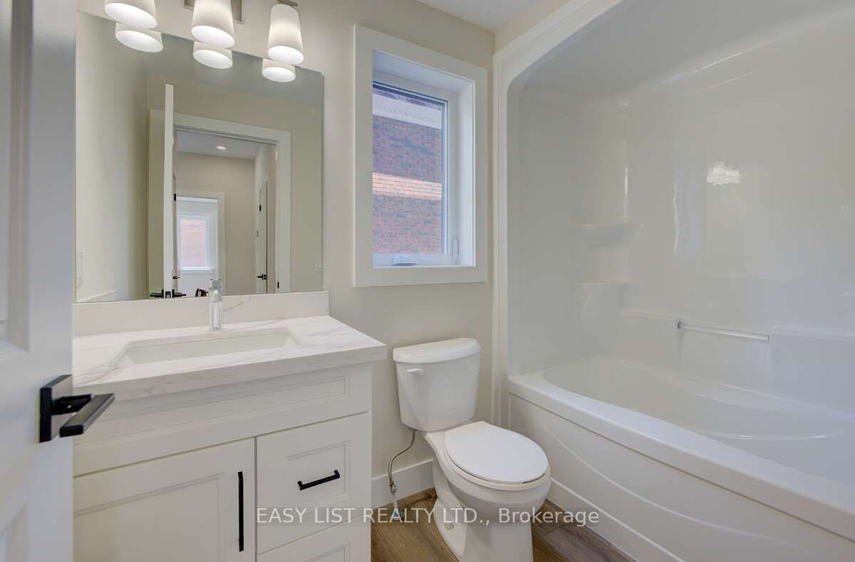 17 Peter Street 4 Property Photo 10