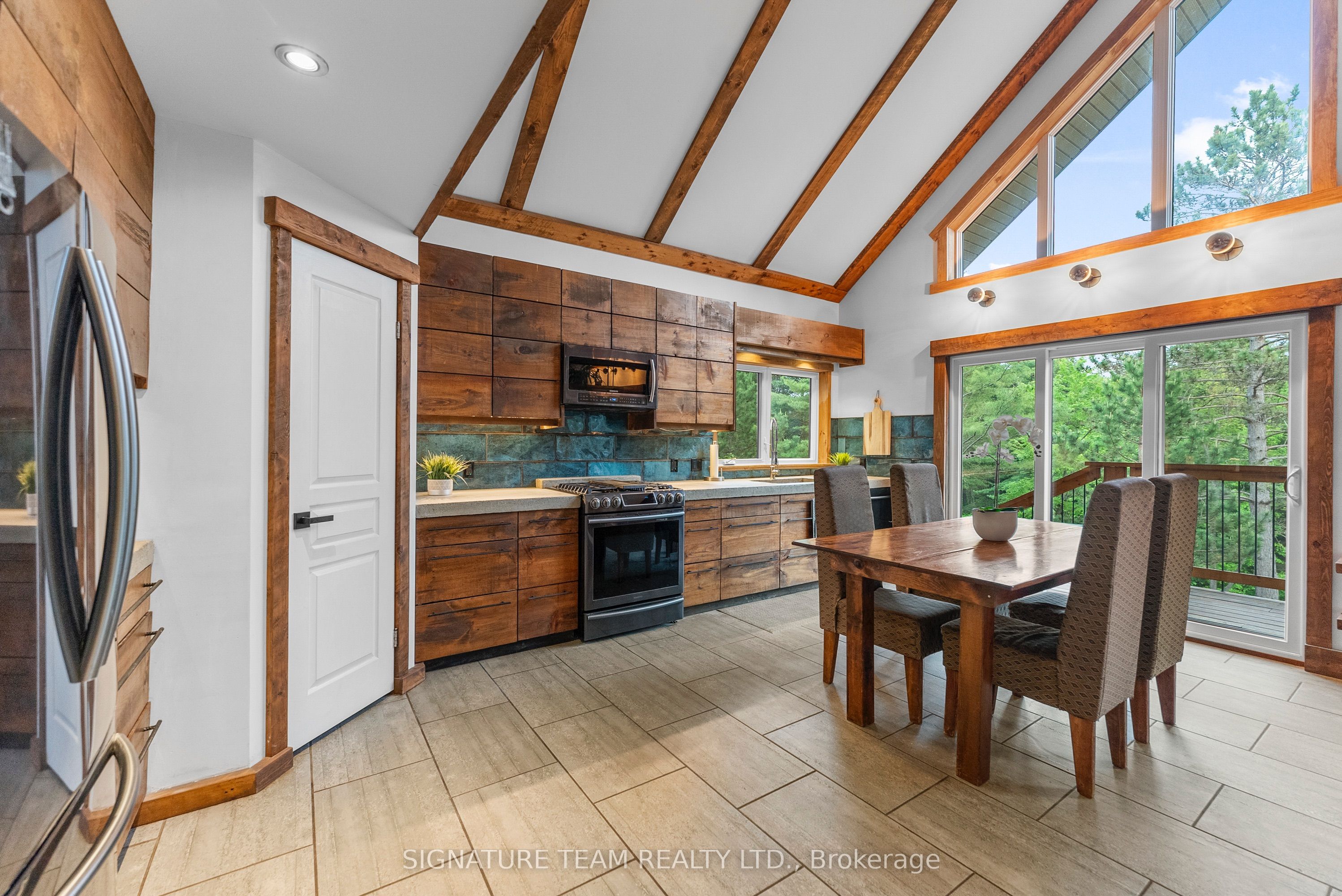 65b Recoskie Lane Property Photo 15