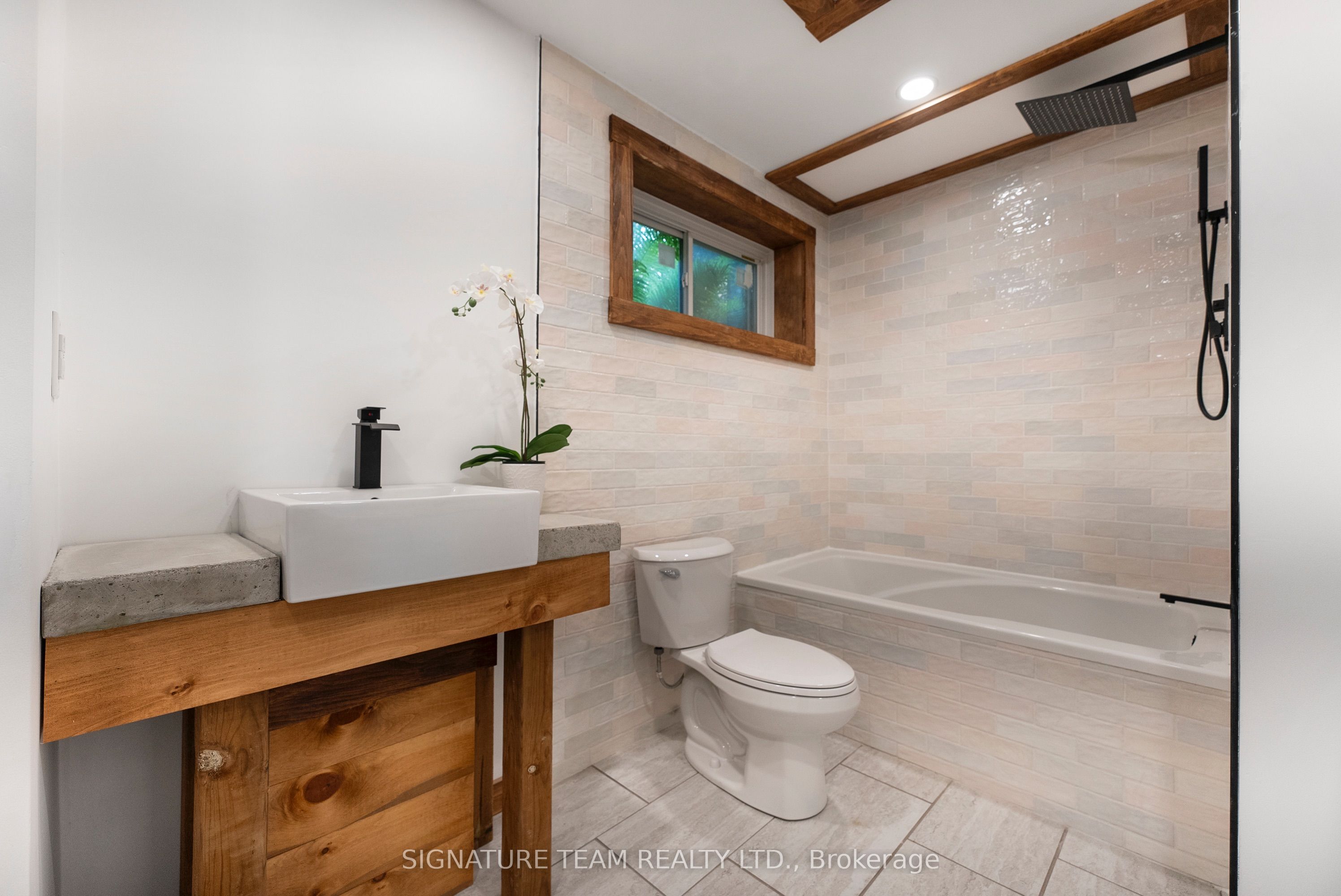 65b Recoskie Lane Property Photo 27