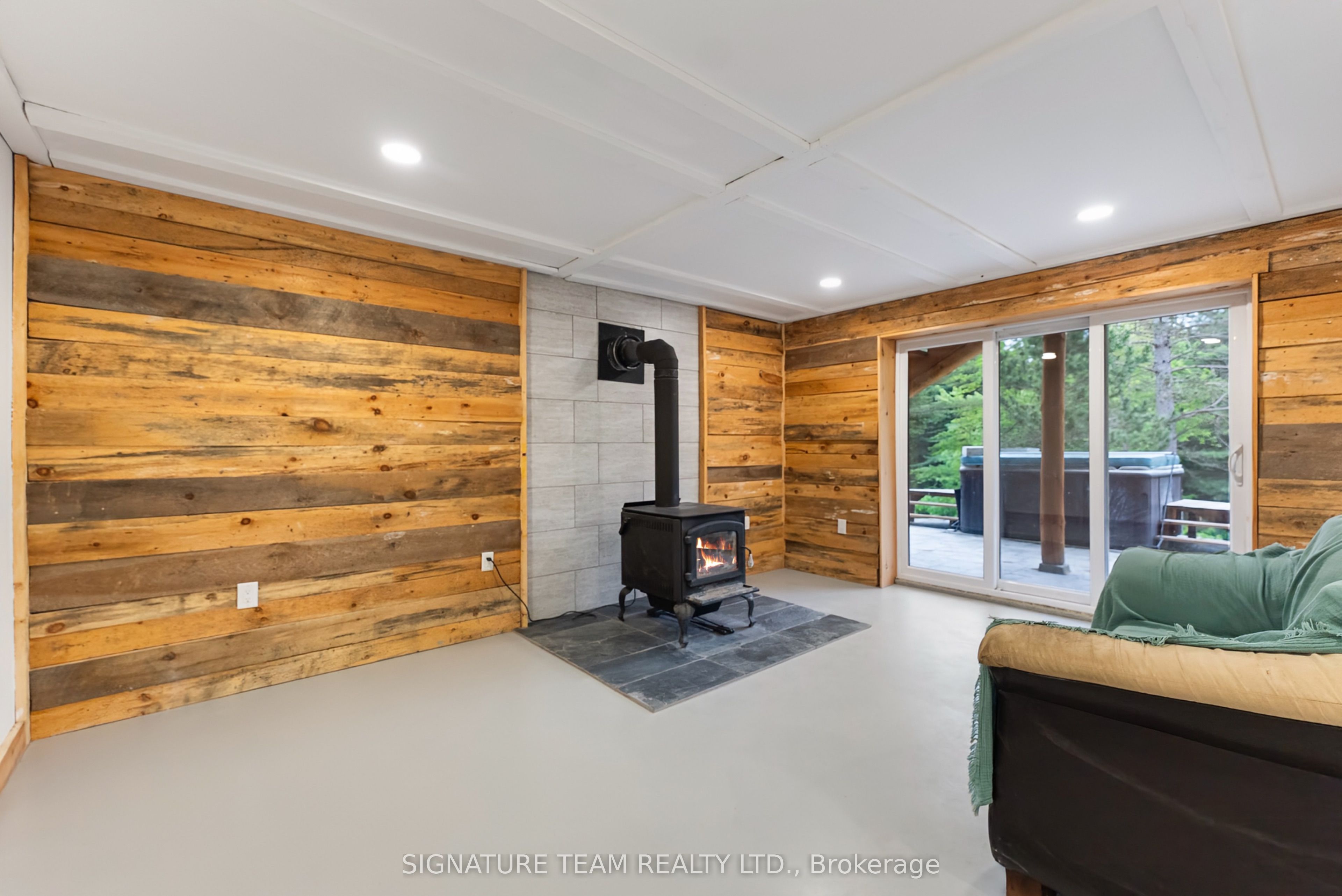 65b Recoskie Lane Property Photo 28