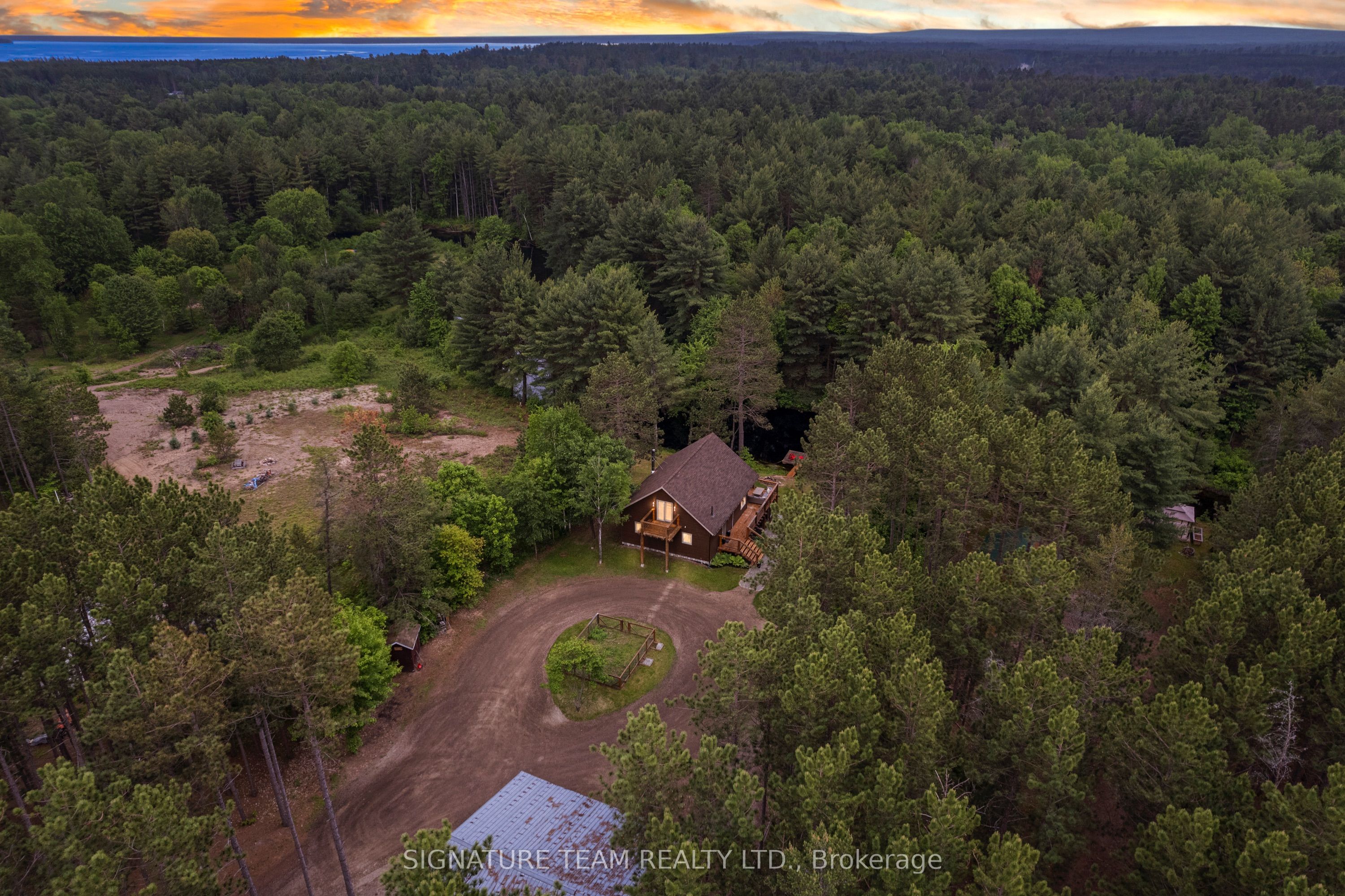 65b Recoskie Lane Property Photo 44