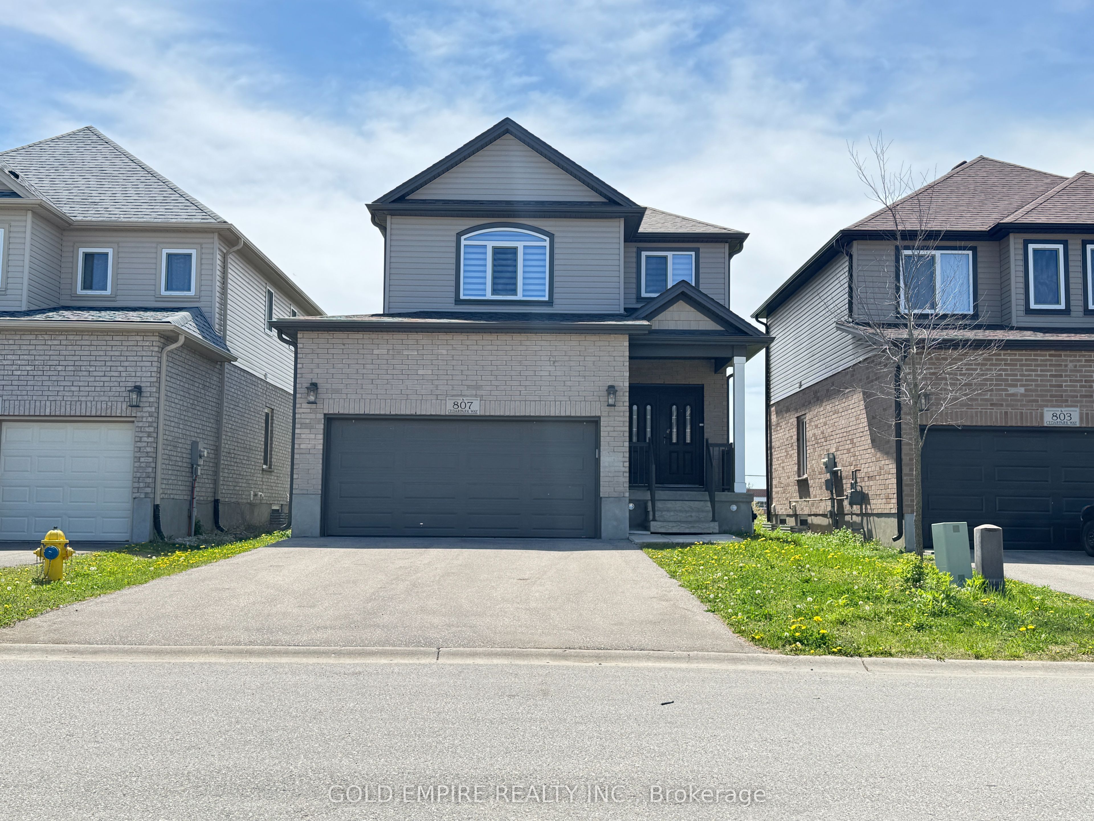 807 Cedarpark Way Property Photo 1