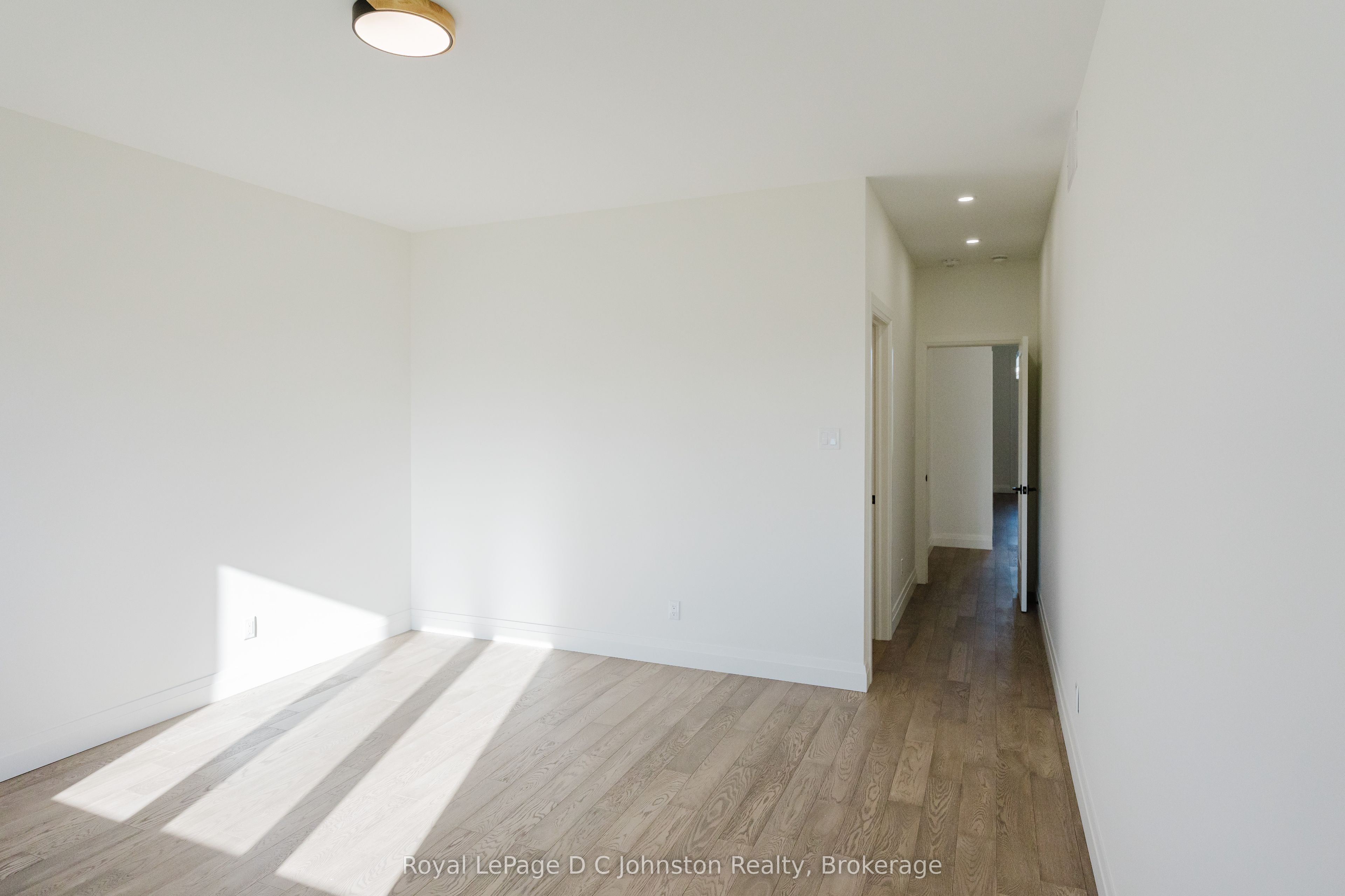 546 Algonquin Trail Property Photo 7