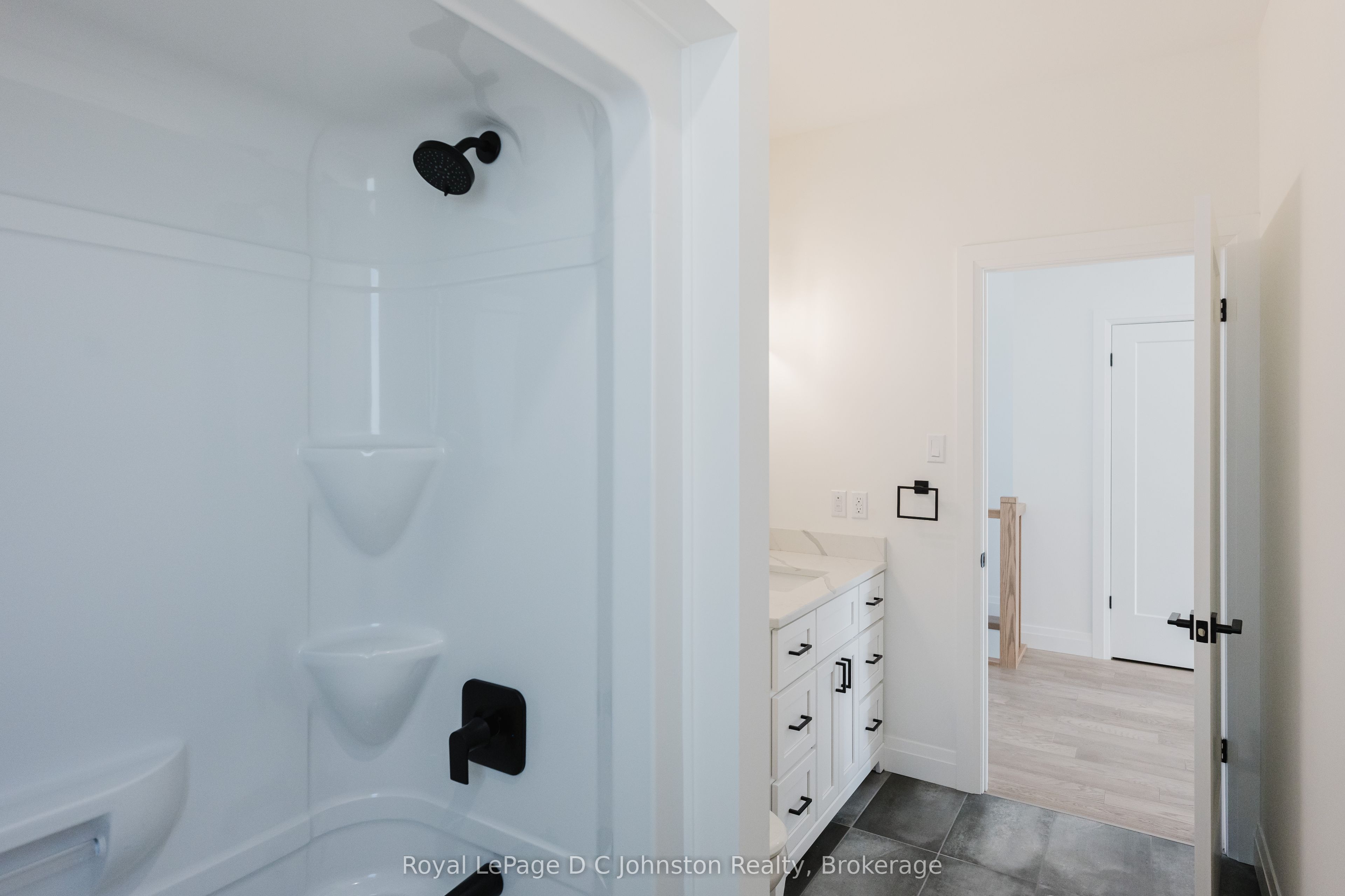 546 Algonquin Trail Property Photo 12