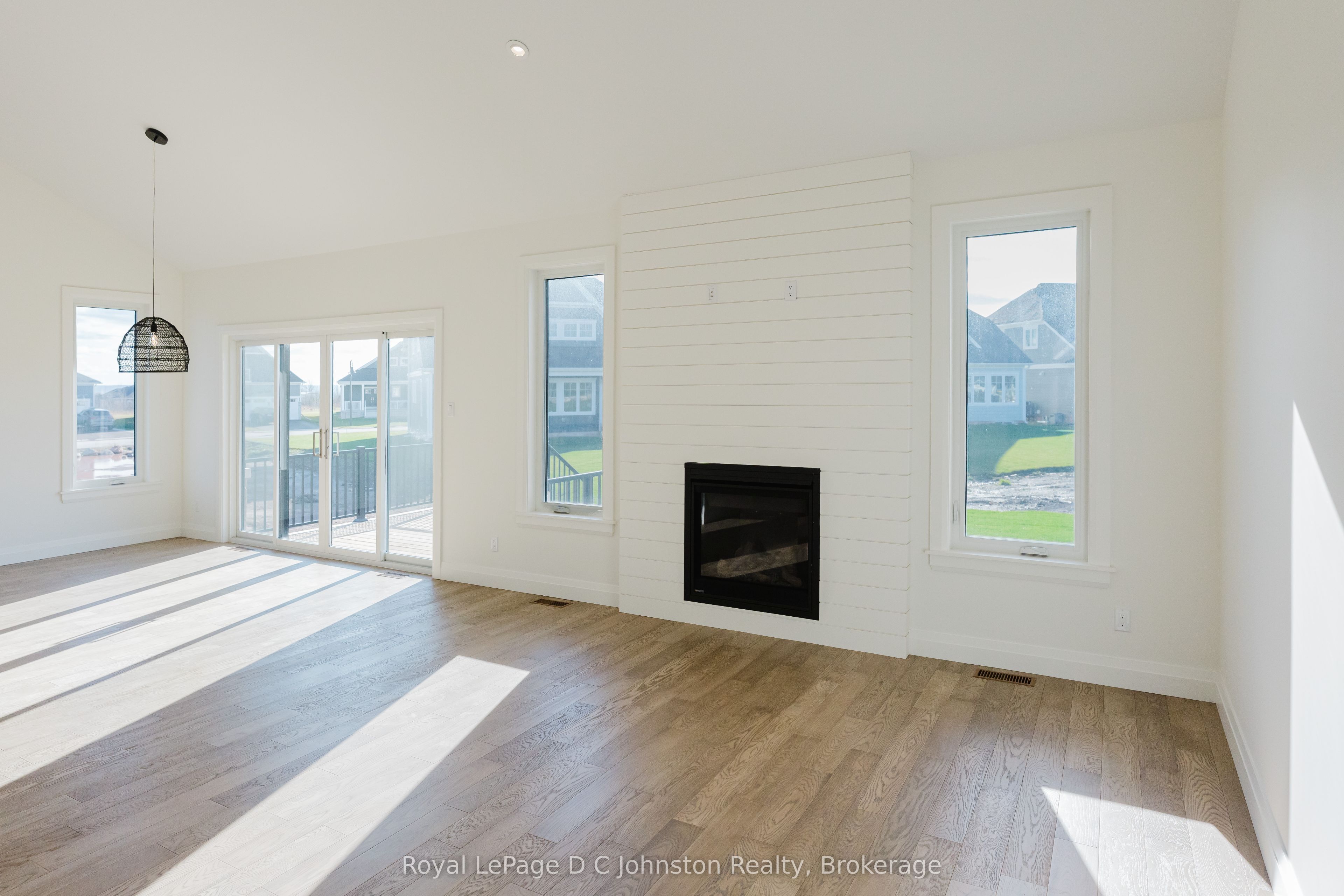 546 Algonquin Trail Property Photo 21