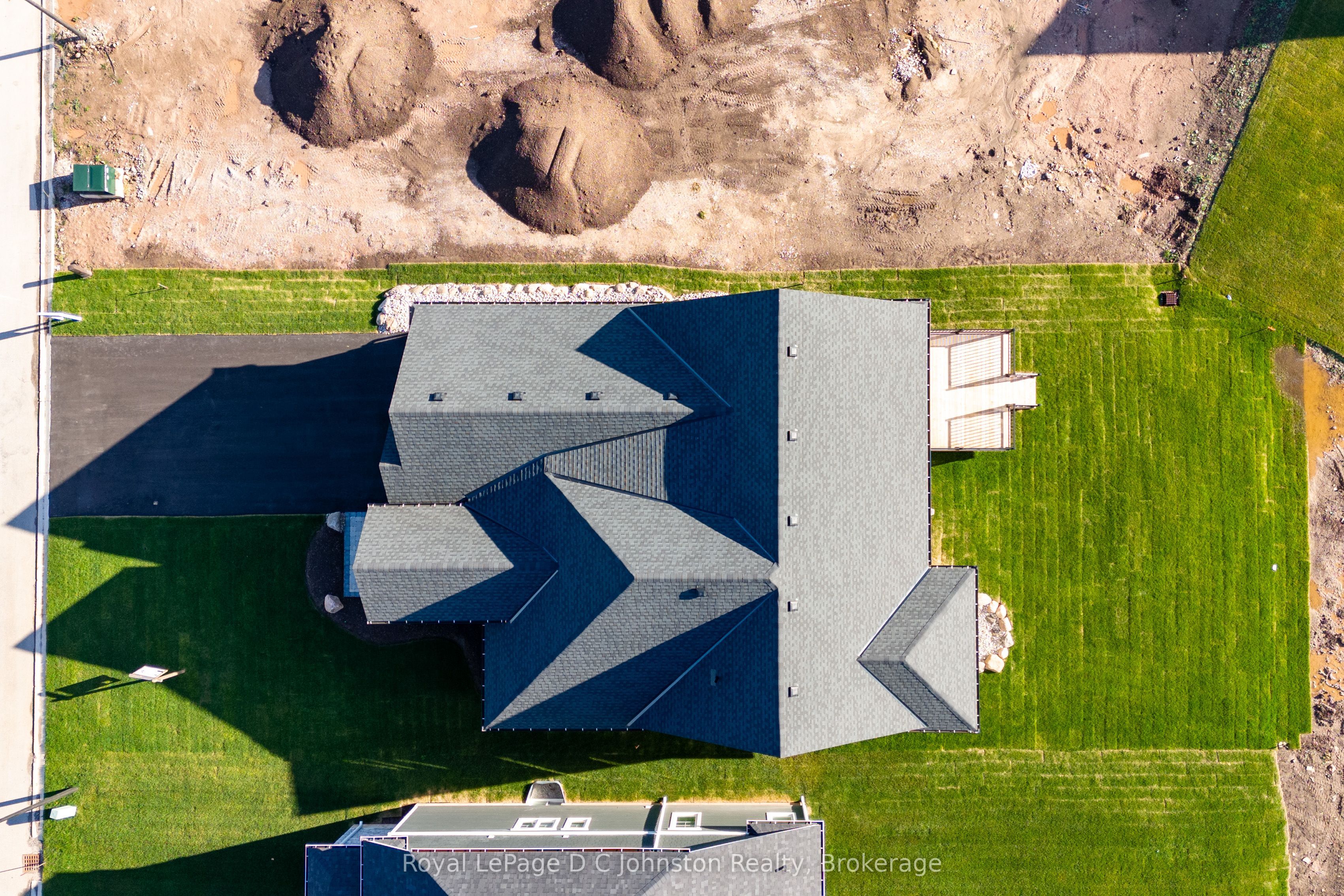 546 Algonquin Trail Property Photo 27