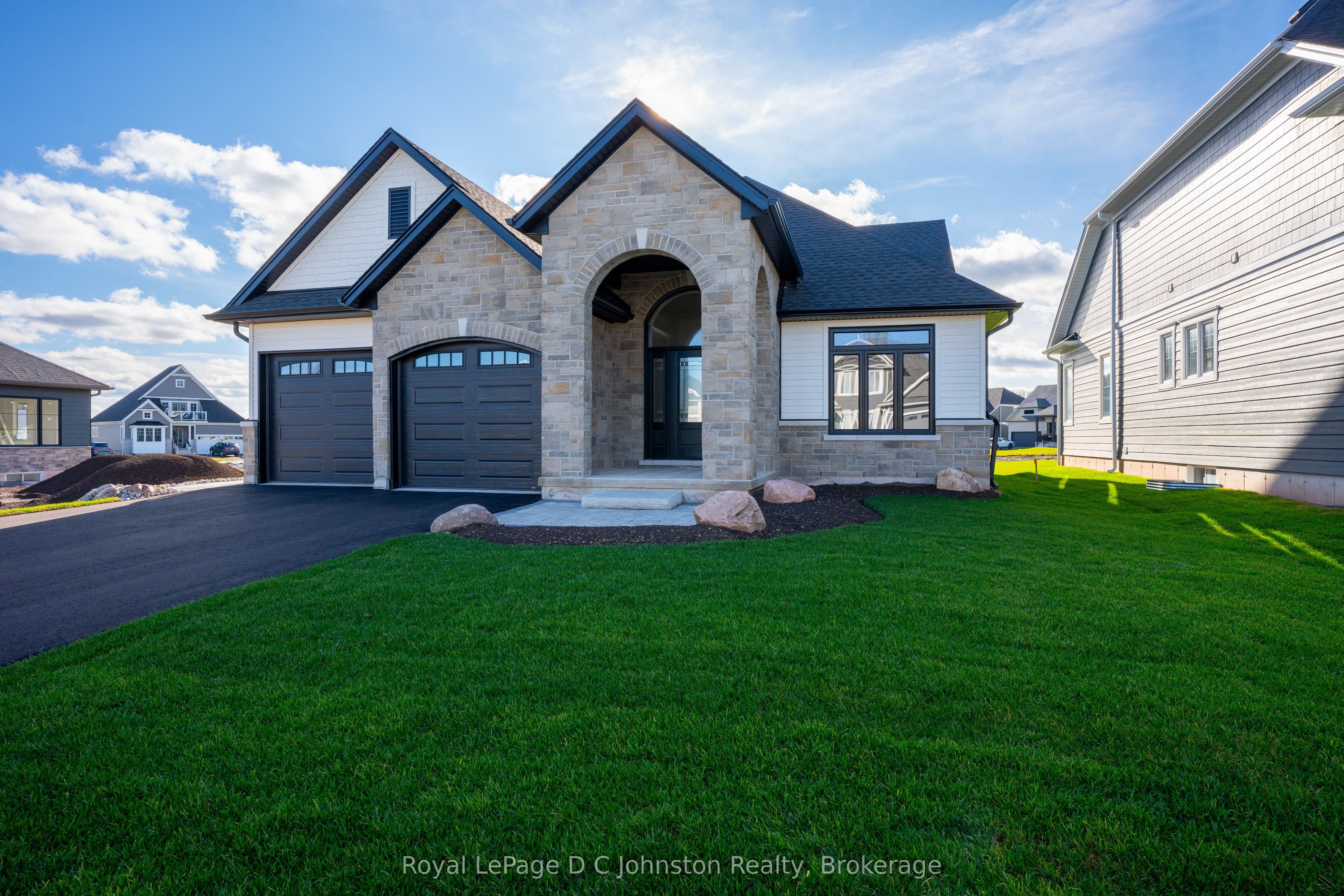 546 Algonquin Trail Property Photo 31