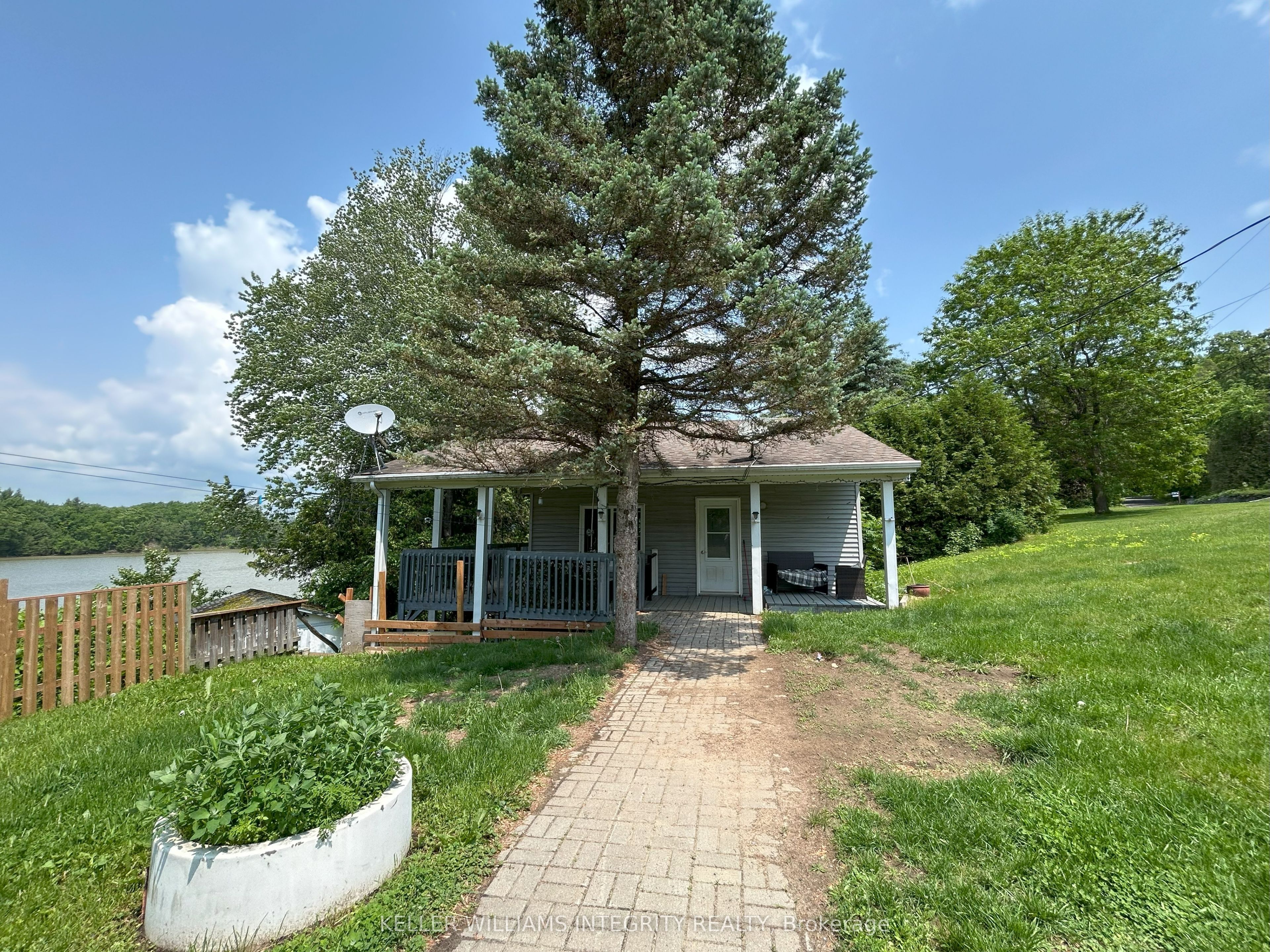 61 Leclair Road Property Photo 1