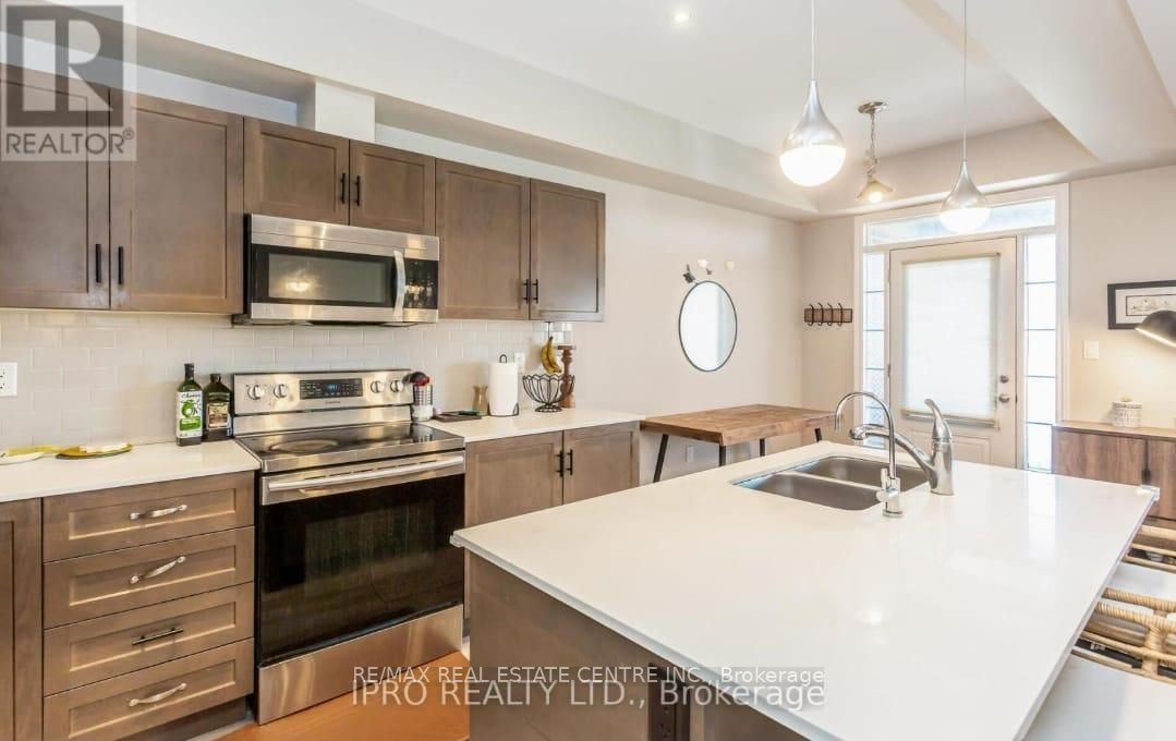 324 Equestrian Way 78 Property Photo 4