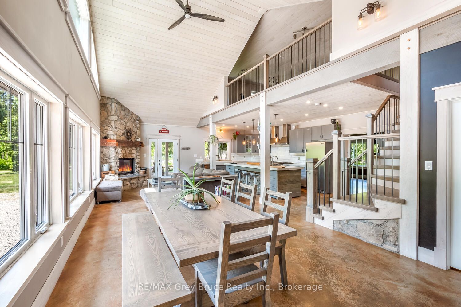 62 Cape Hurd Road Property Photo 3