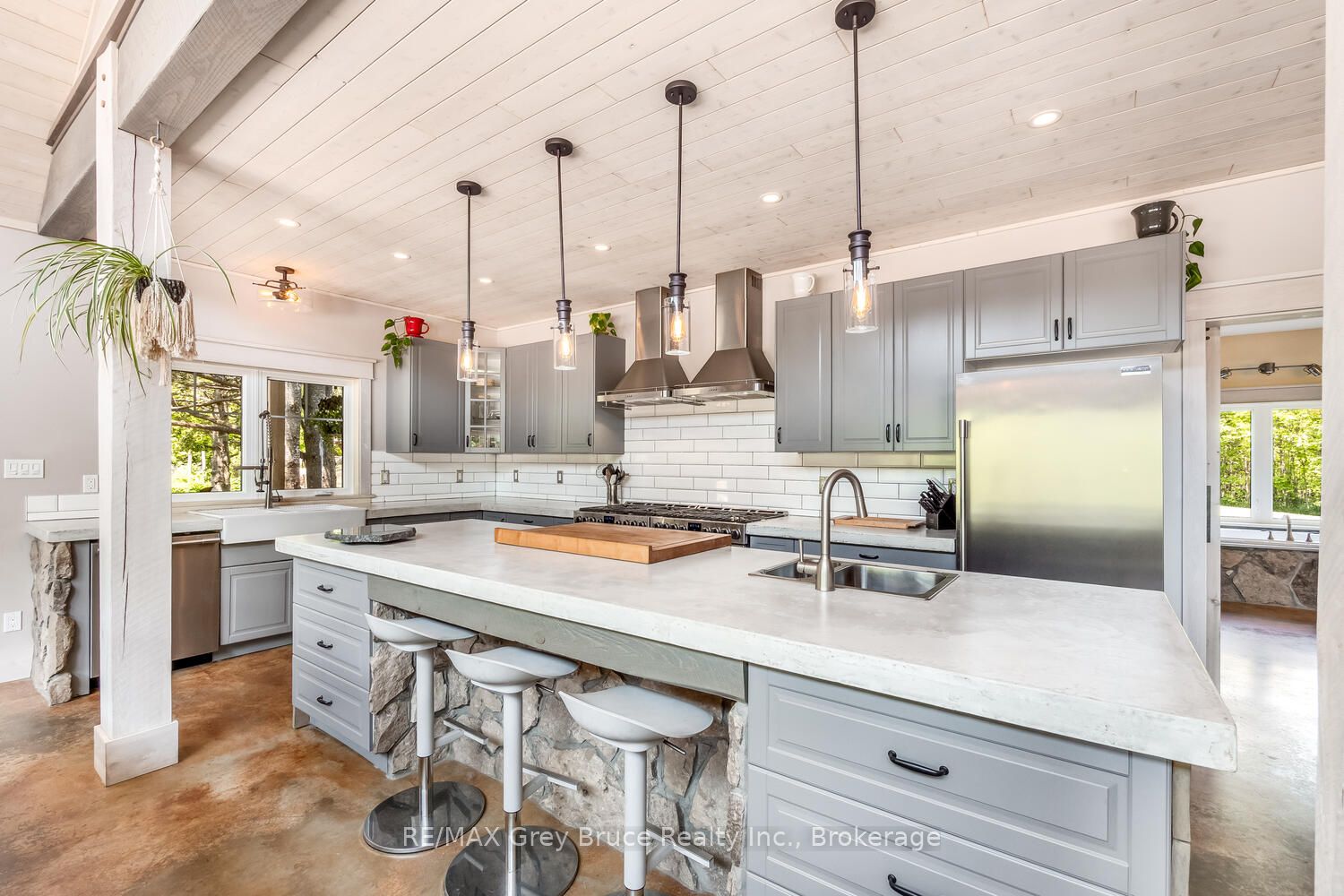 62 Cape Hurd Road Property Photo 4