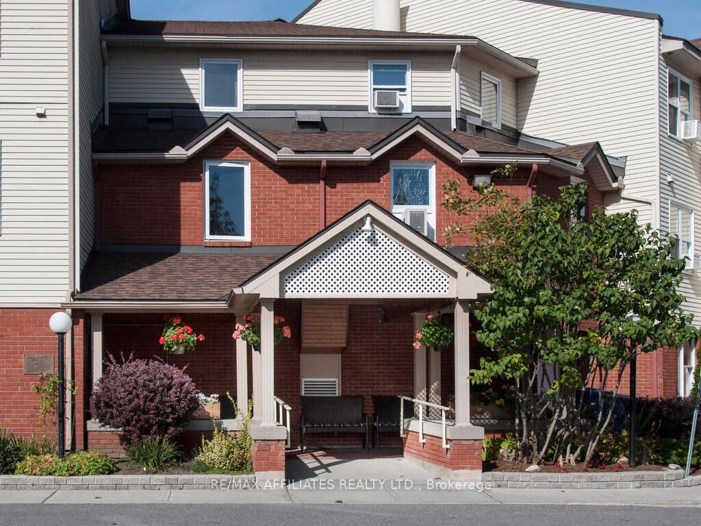 #230 - 848 Seyton Drive Property Photo 1