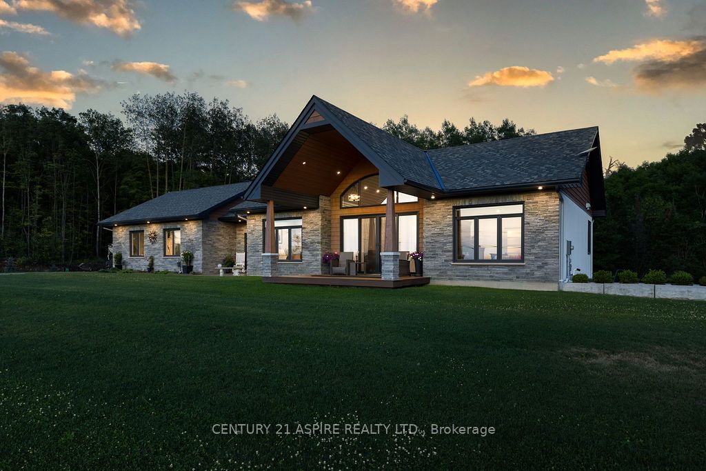 402 La Passe Road Property Photo 1